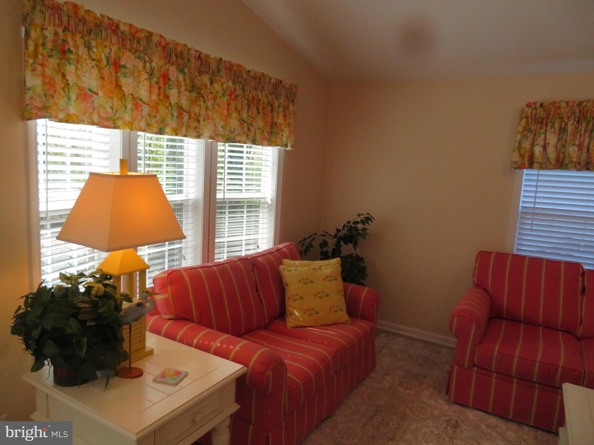 WHITE HORSE PARK II - Residential