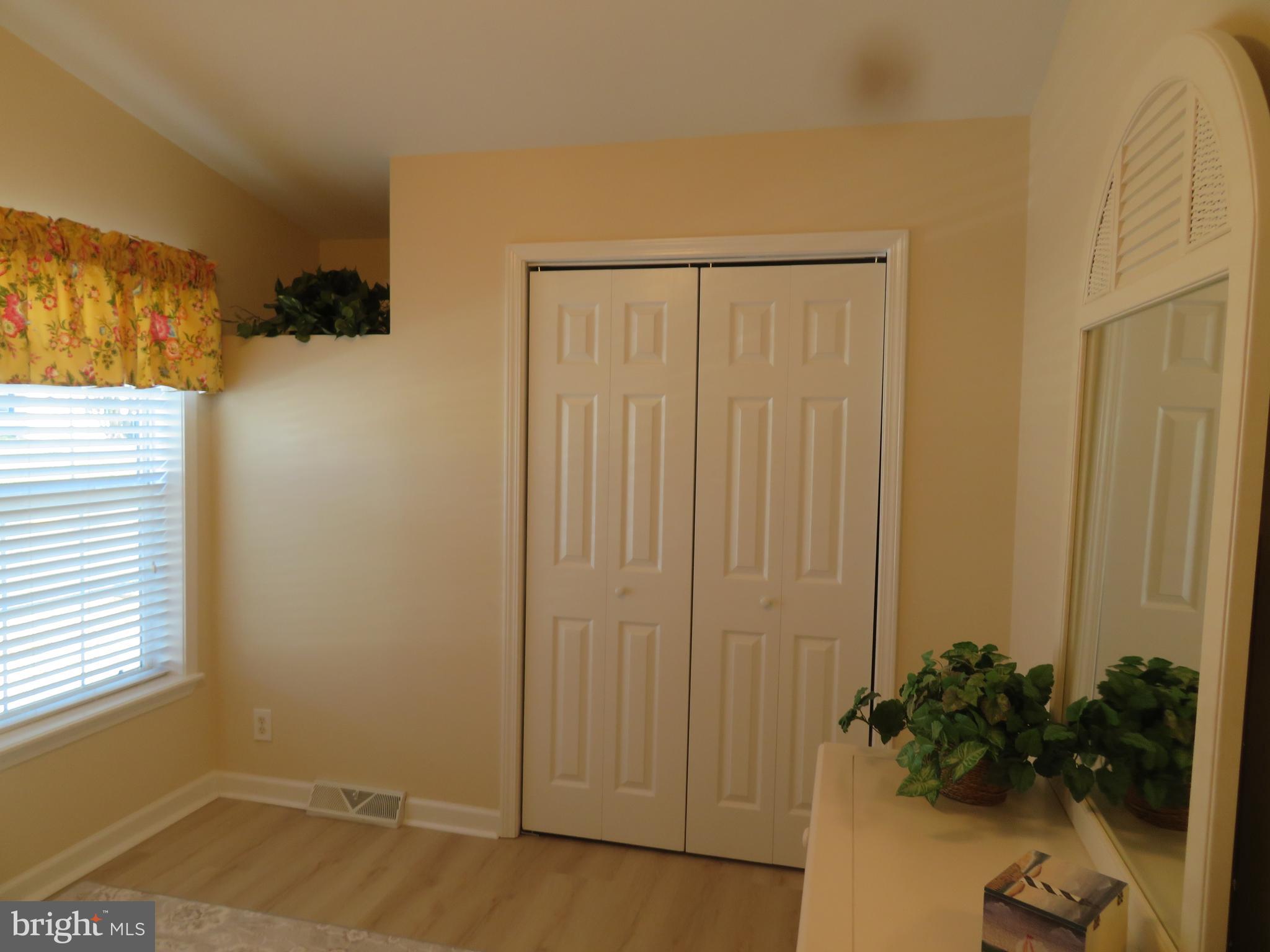 WHITE HORSE PARK II - Residential