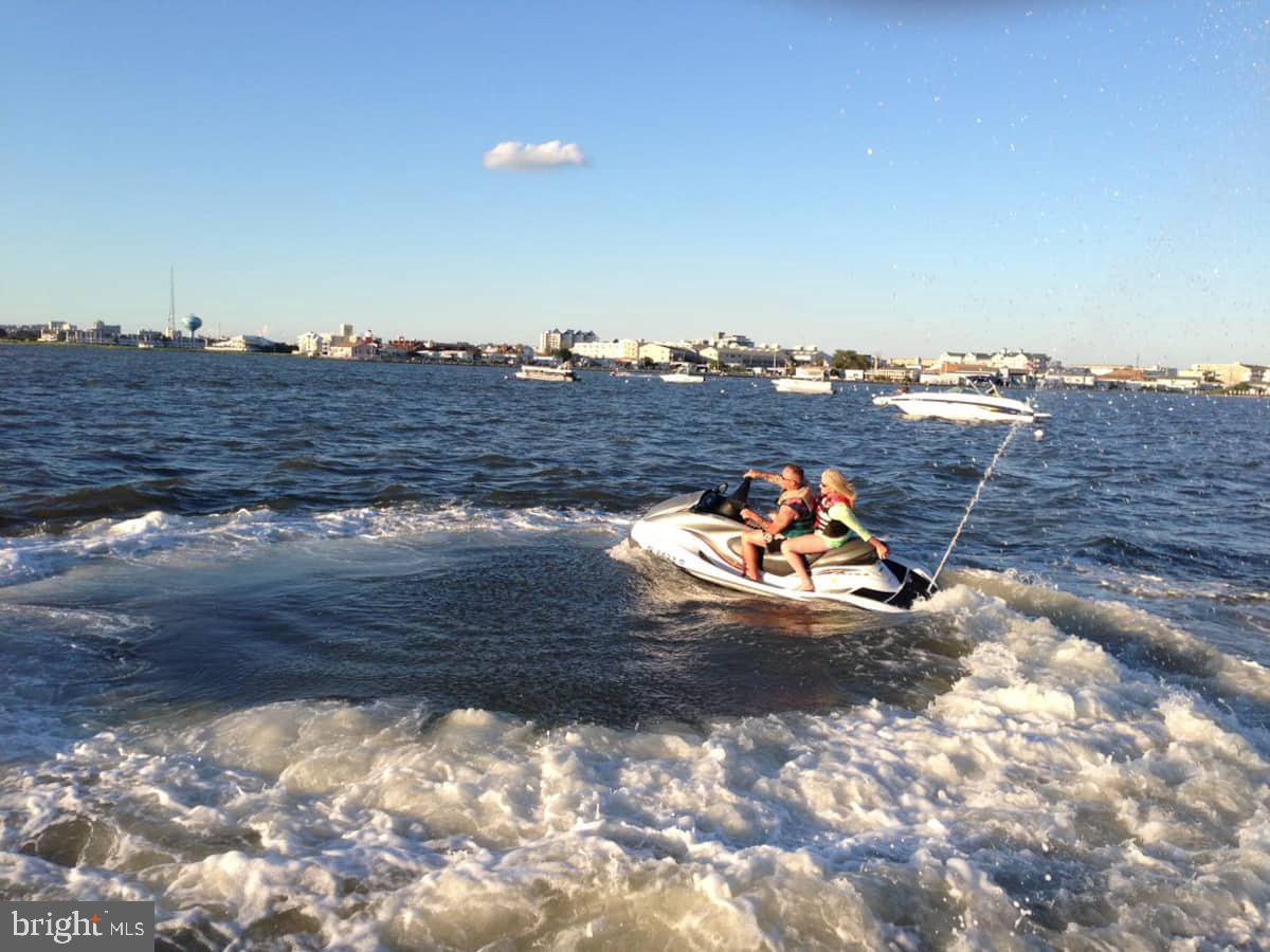 WHITE HORSE PARK II - Residential