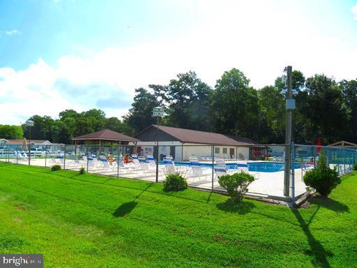 WHITE HORSE PARK II - Residential