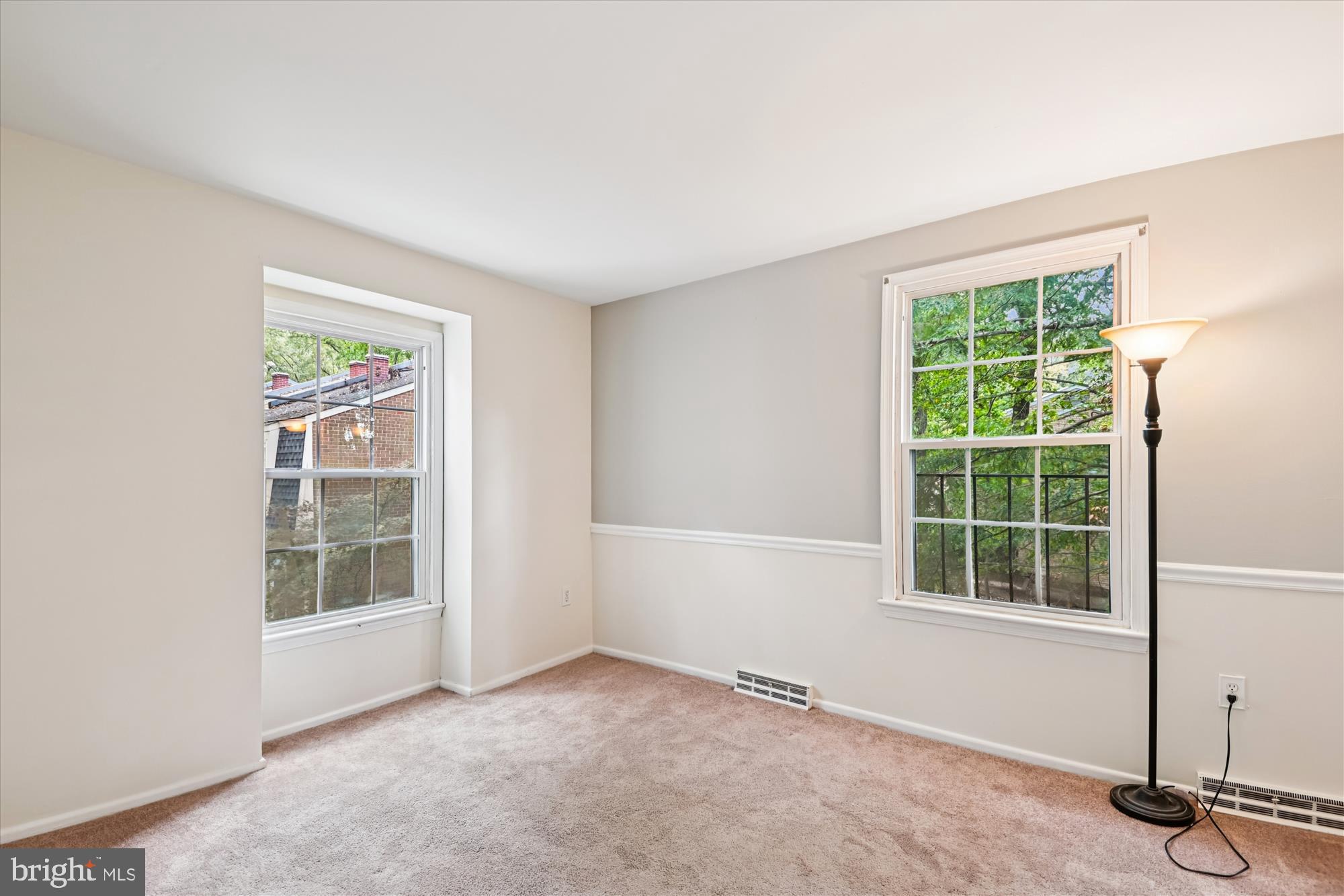 LAKE LOUISE - Residential