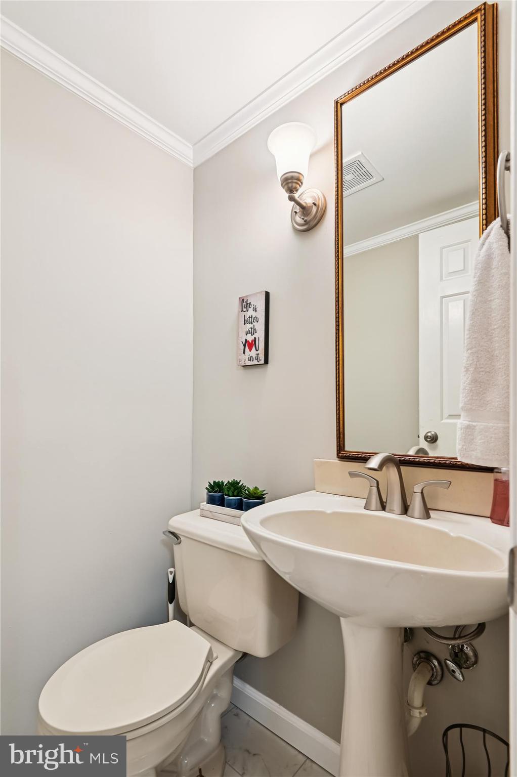 LAKE LOUISE - Residential