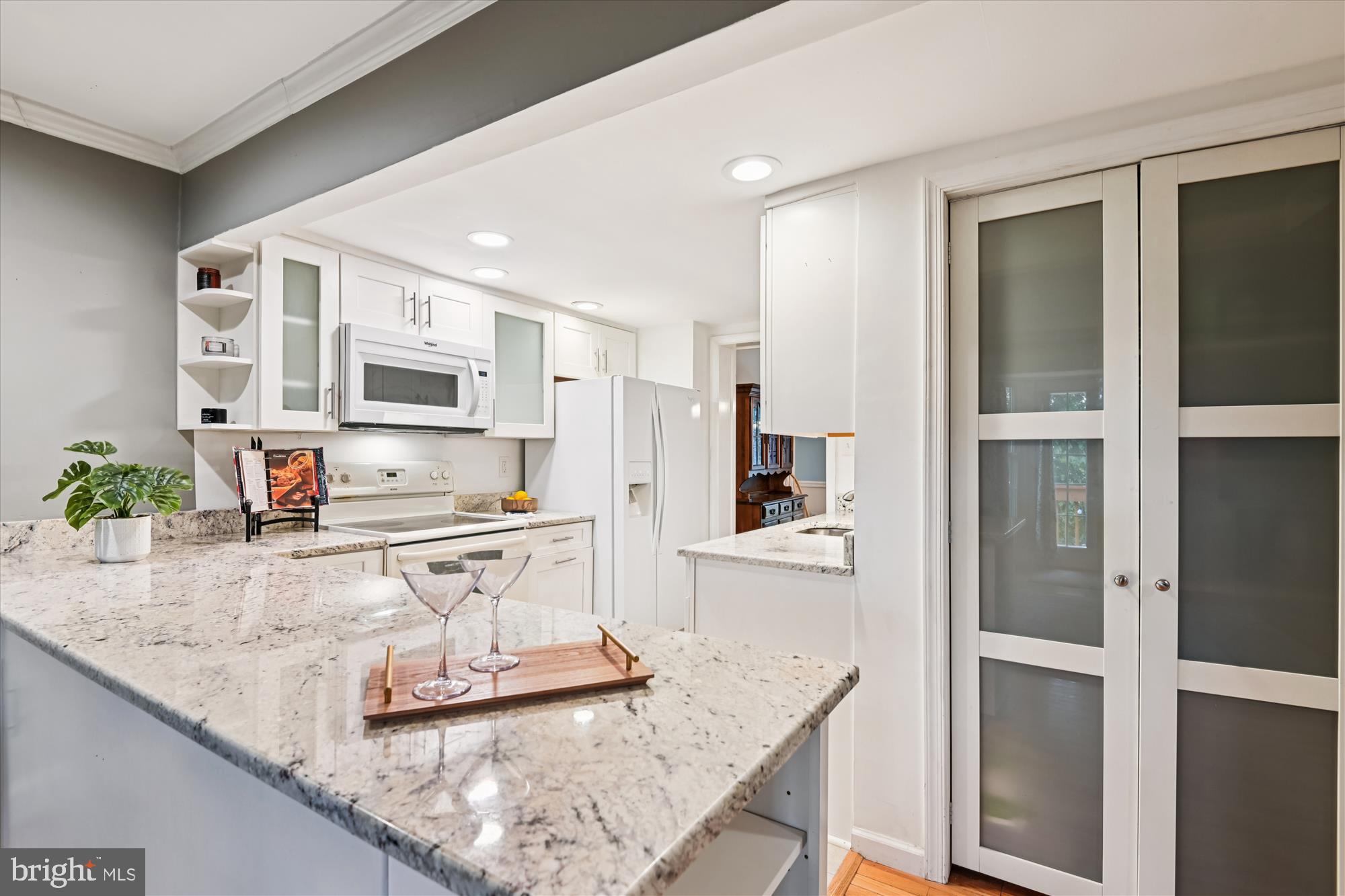 LAKE LOUISE - Residential