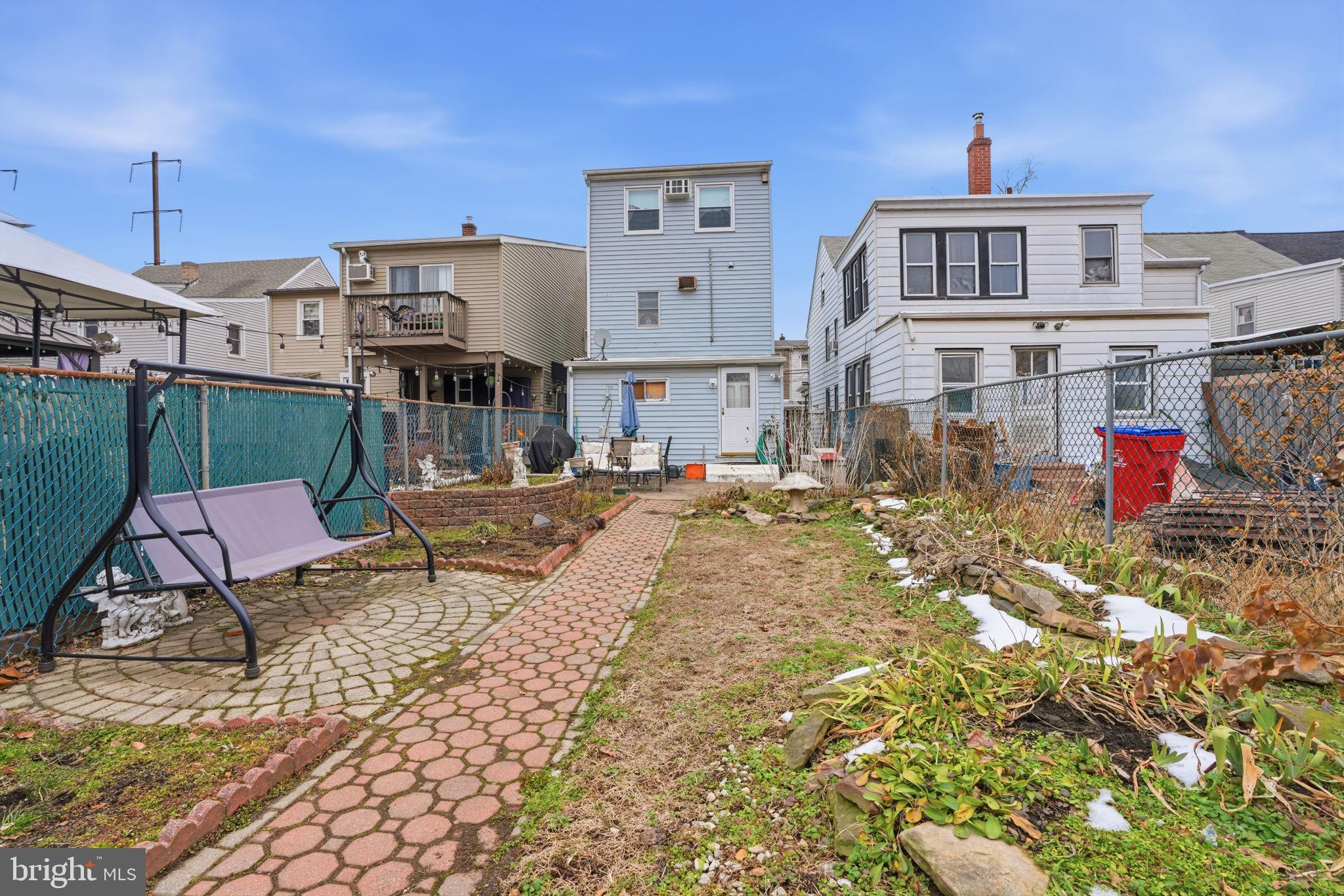 BRISTOL - Residential