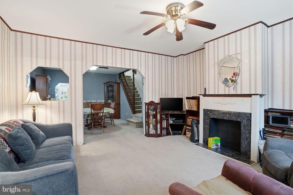 Photo of 650 Pine Street, BRISTOL, PA 19007 (MLS # PABU2115048)