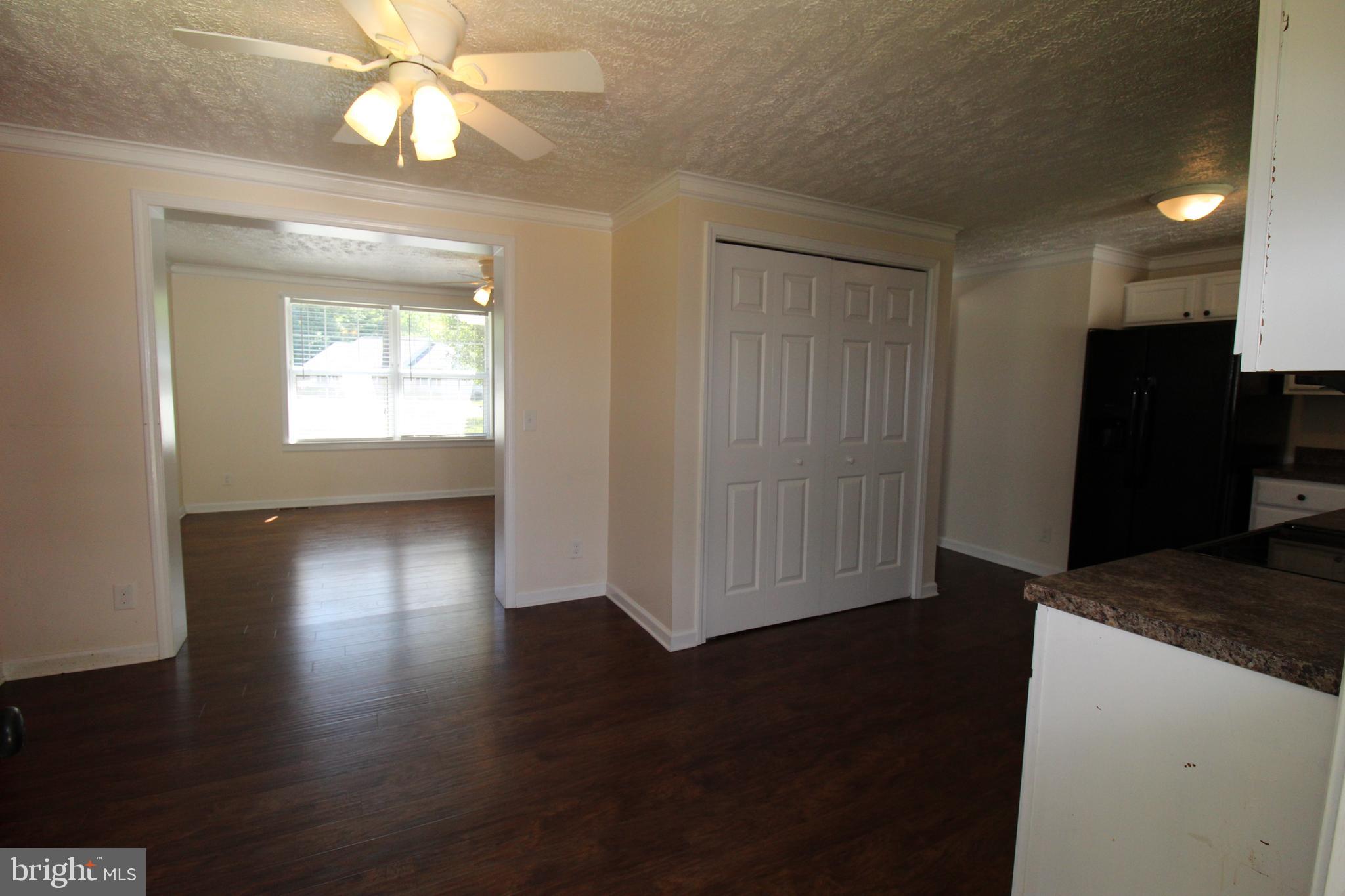 LAKE CAROLINE - Residential