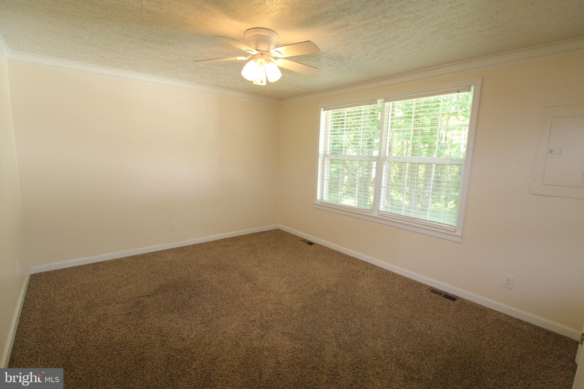 LAKE CAROLINE - Residential