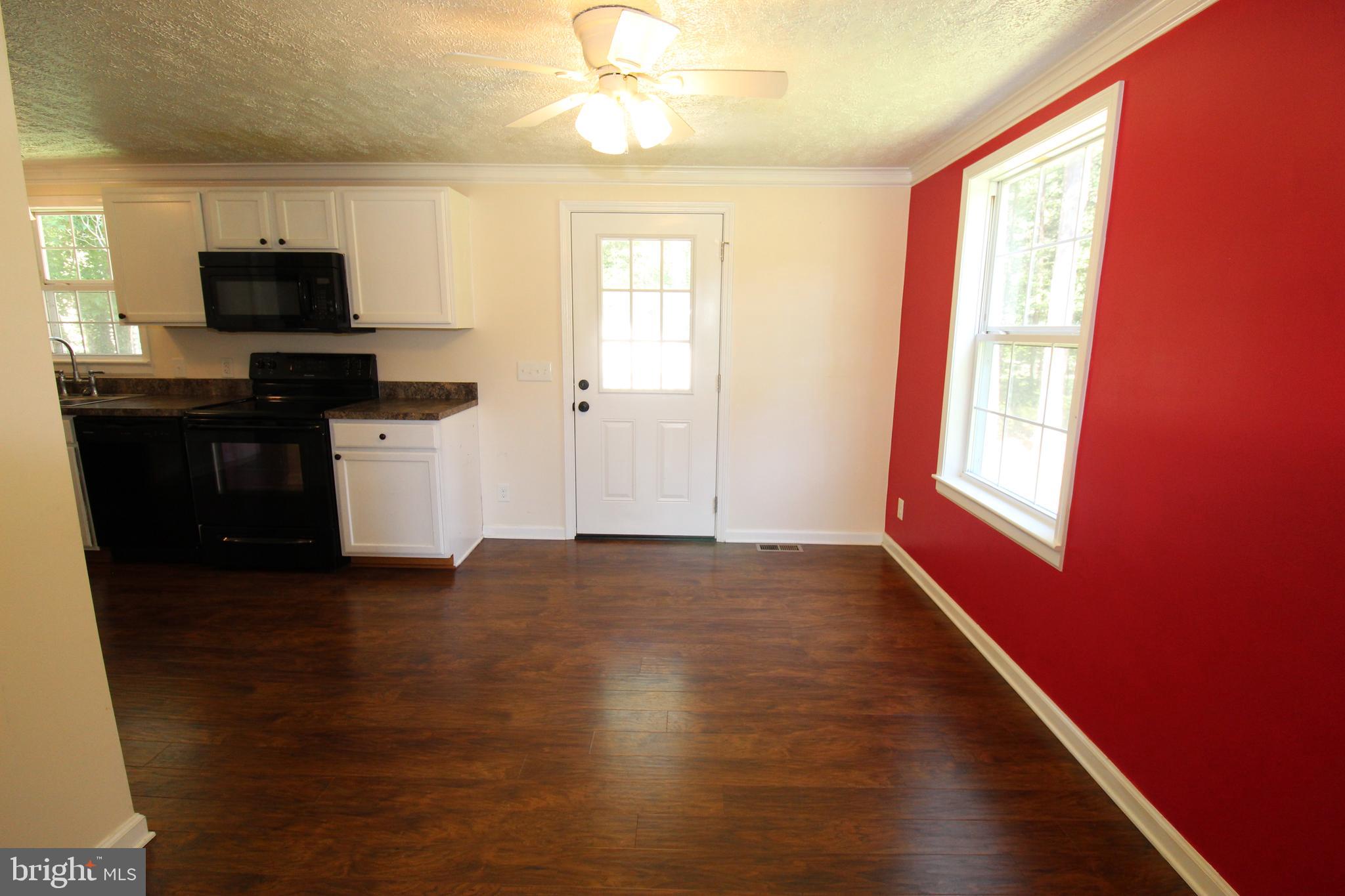 LAKE CAROLINE - Residential