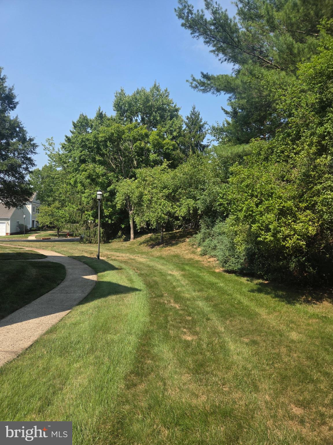 11C CHADWICK LANE