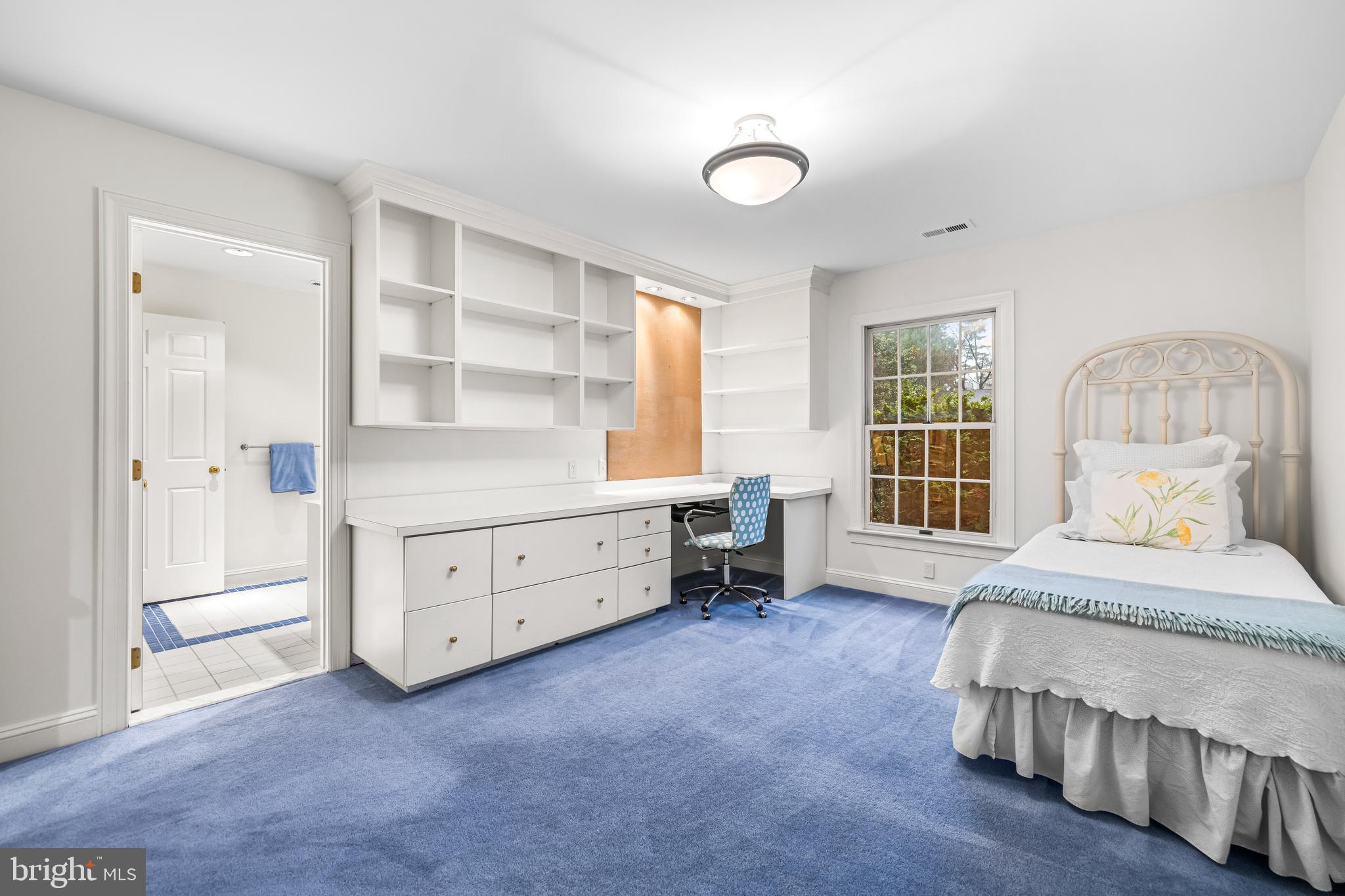 RUXTON - Residential