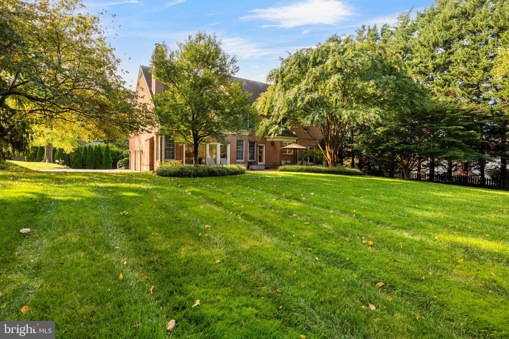 RUXTON - Residential