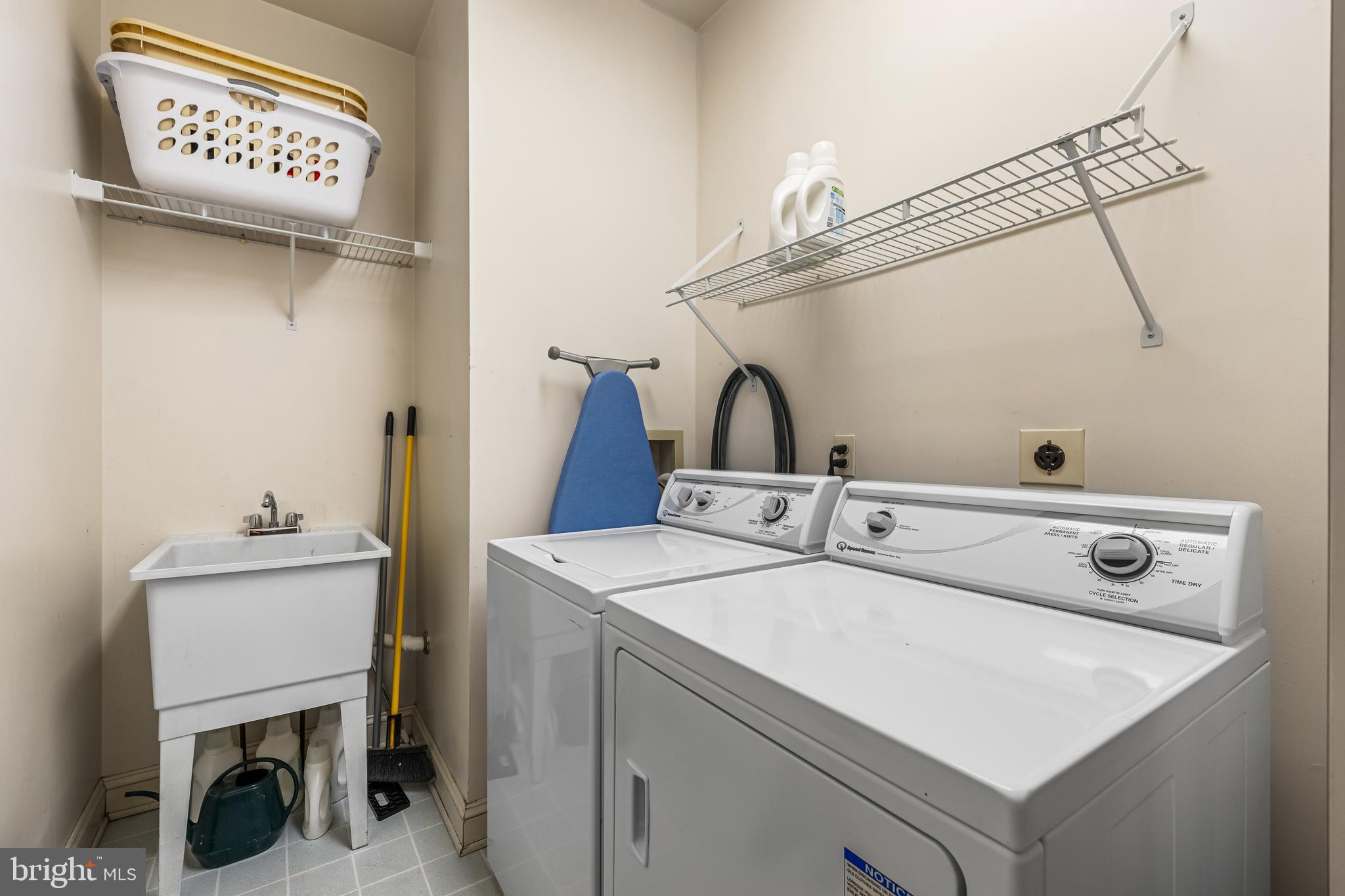 RUXTON - Residential