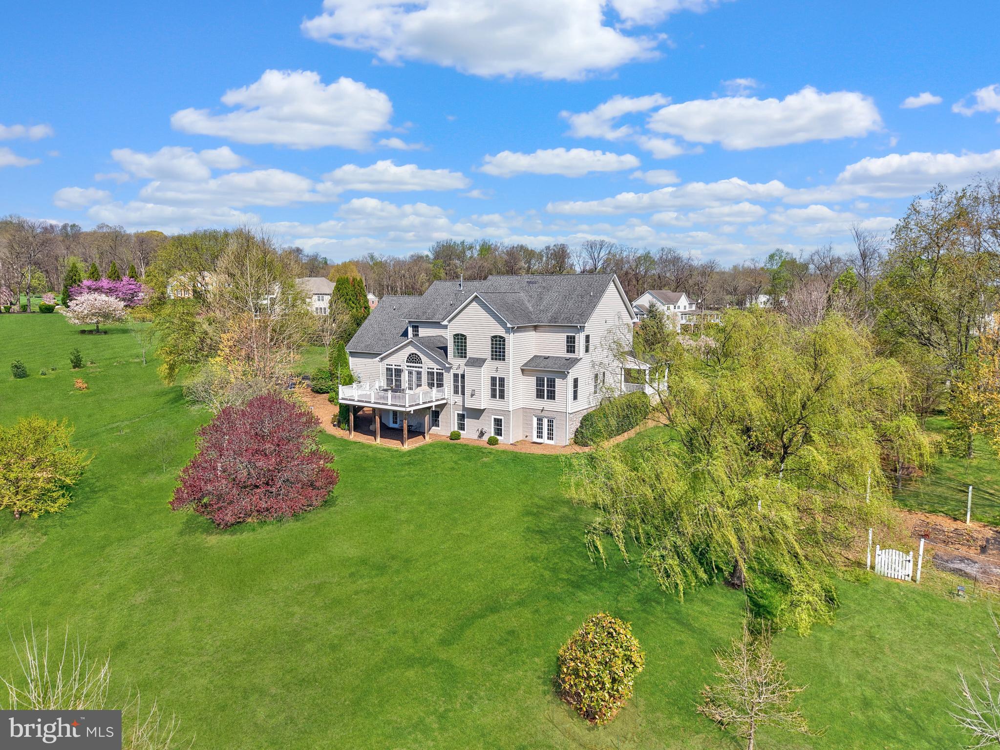 WRIGHT FARM - Residential