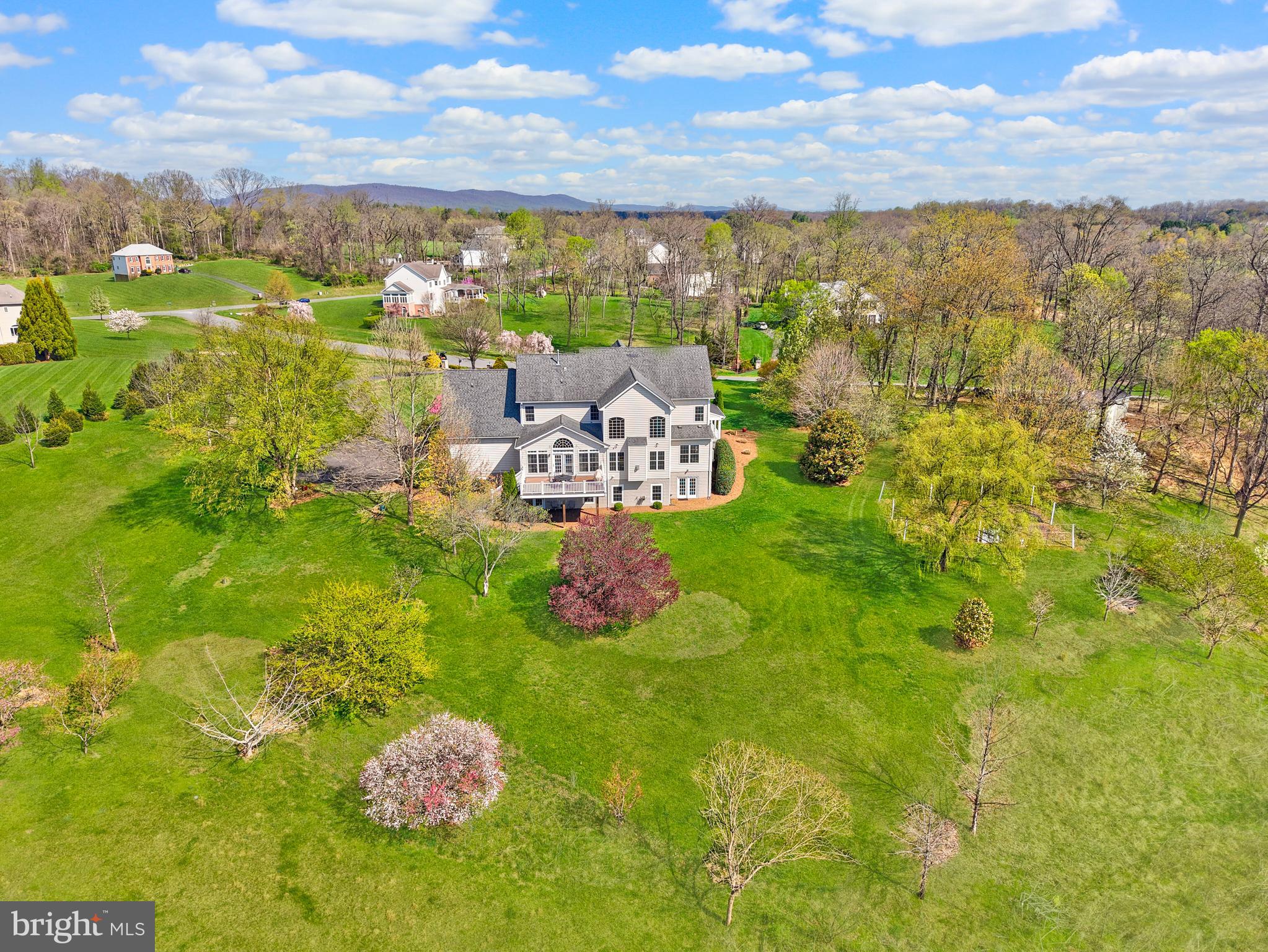 WRIGHT FARM - Residential