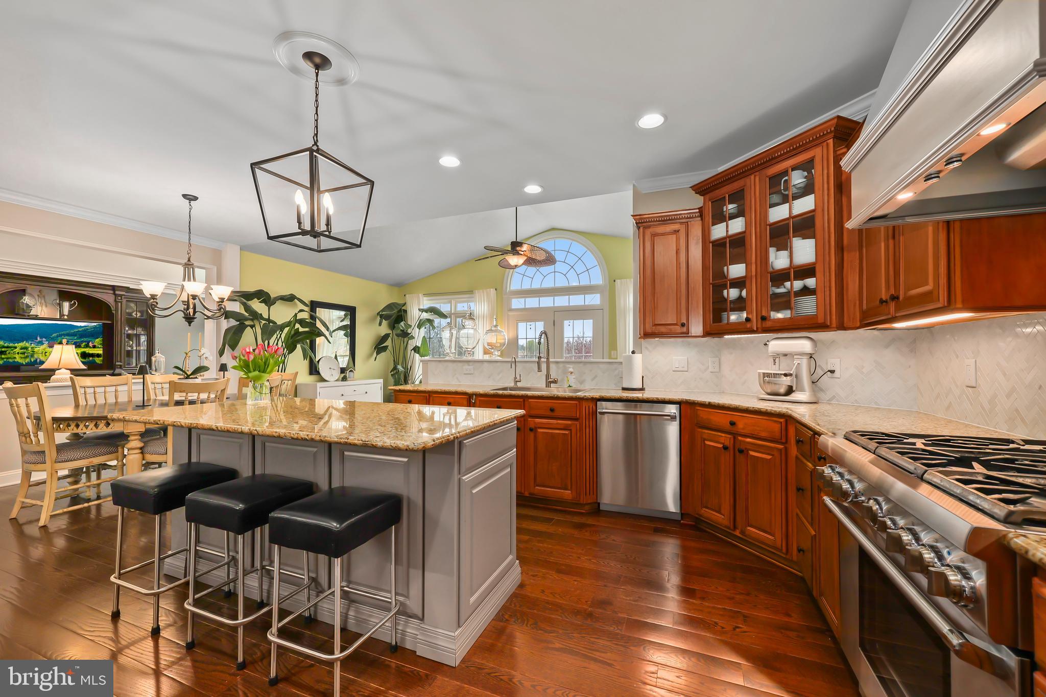 WRIGHT FARM - Residential