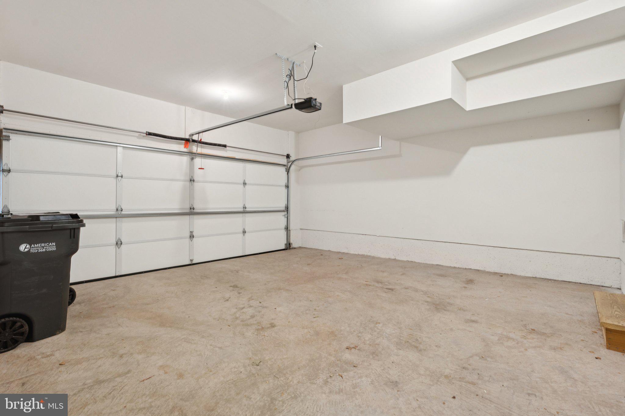 HALL ROAD PROPERTY (HALL - Residential Lease