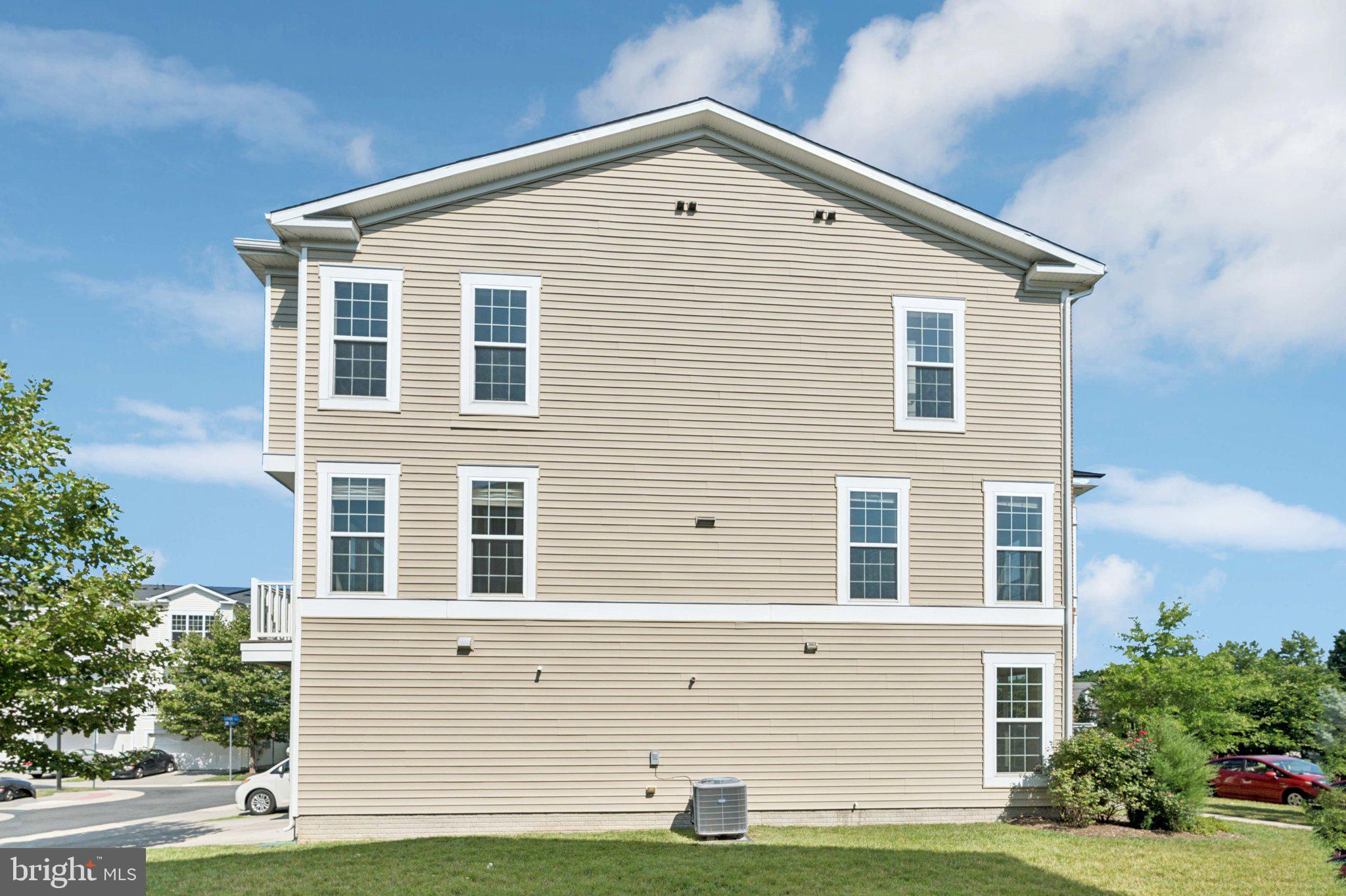 HALL ROAD PROPERTY (HALL - Residential Lease