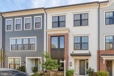 13717 COURSE VIEW WAY WOODBRIDGE VA 22191