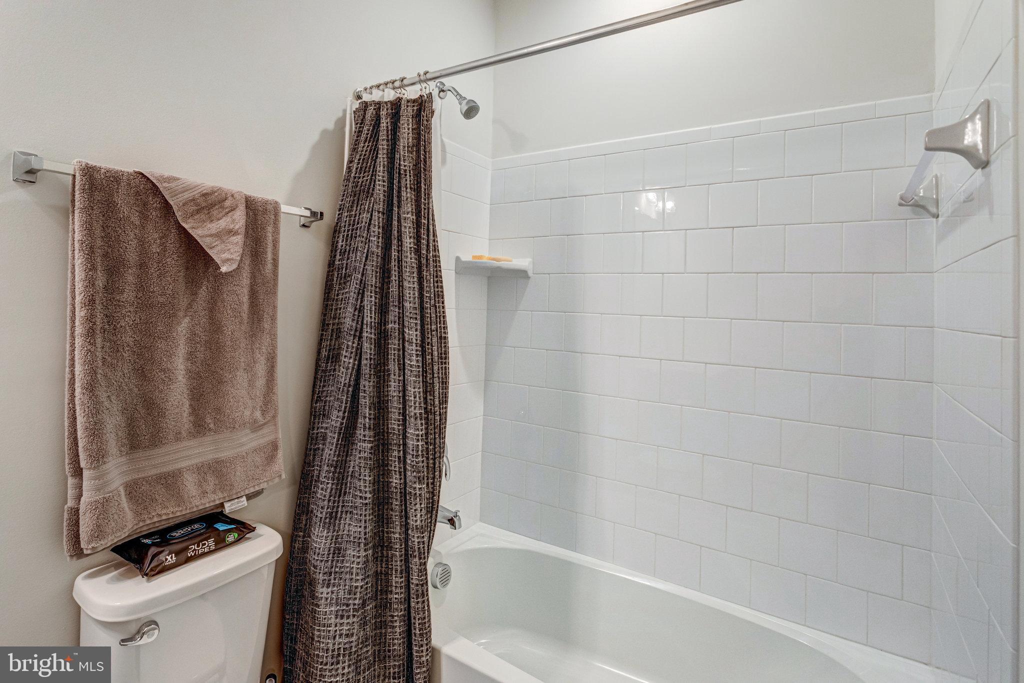 BELMONT BAY - Residential