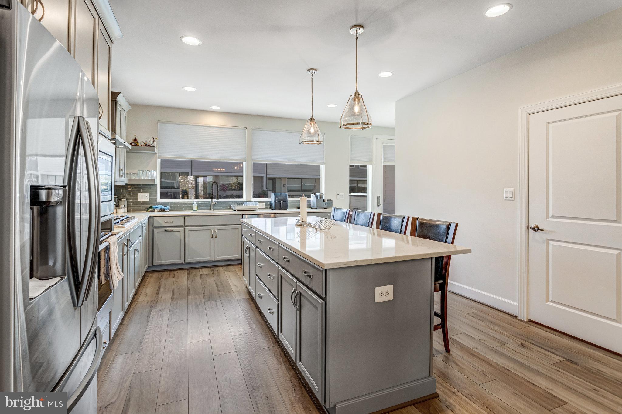 BELMONT BAY - Residential