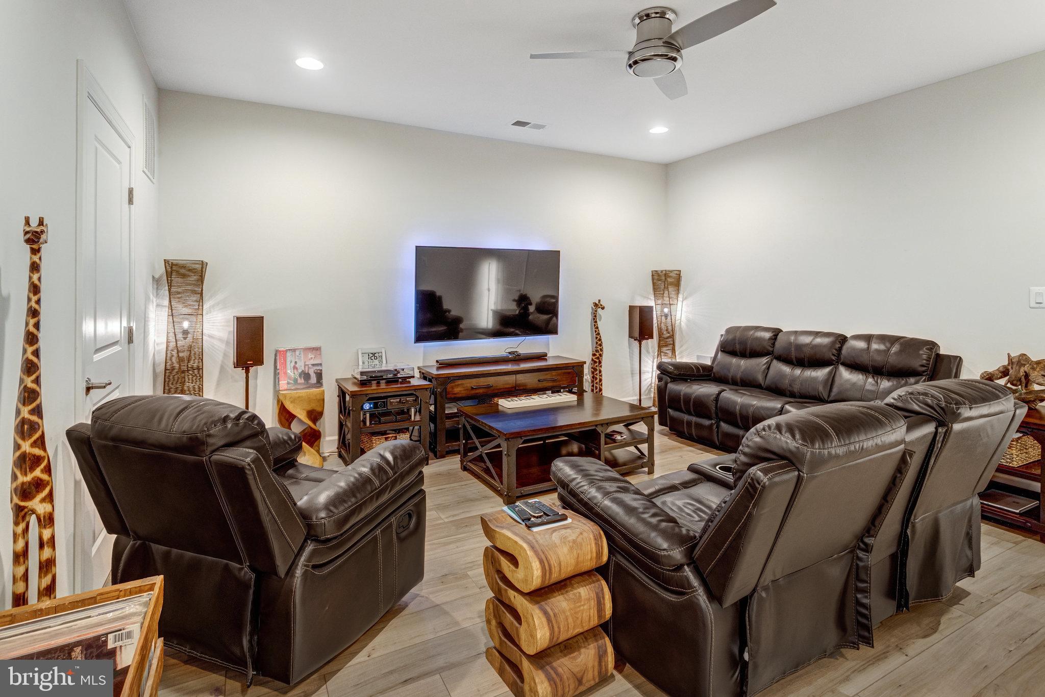 BELMONT BAY - Residential