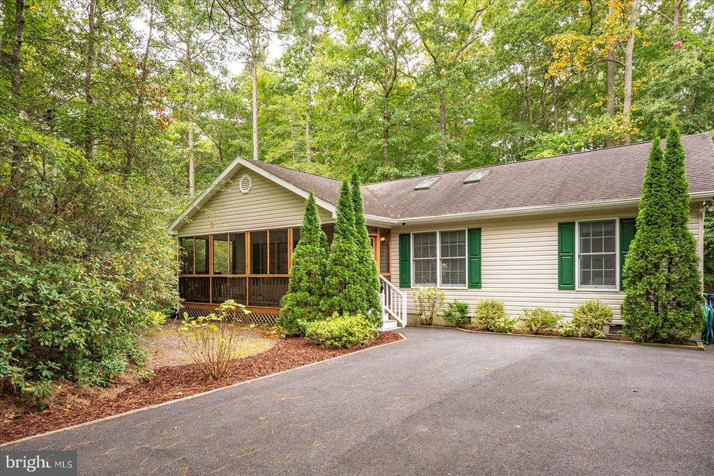 Photo of 101 Sandyhook Road, OCEAN PINES, MD 21811 (MLS # MDWO2033312)