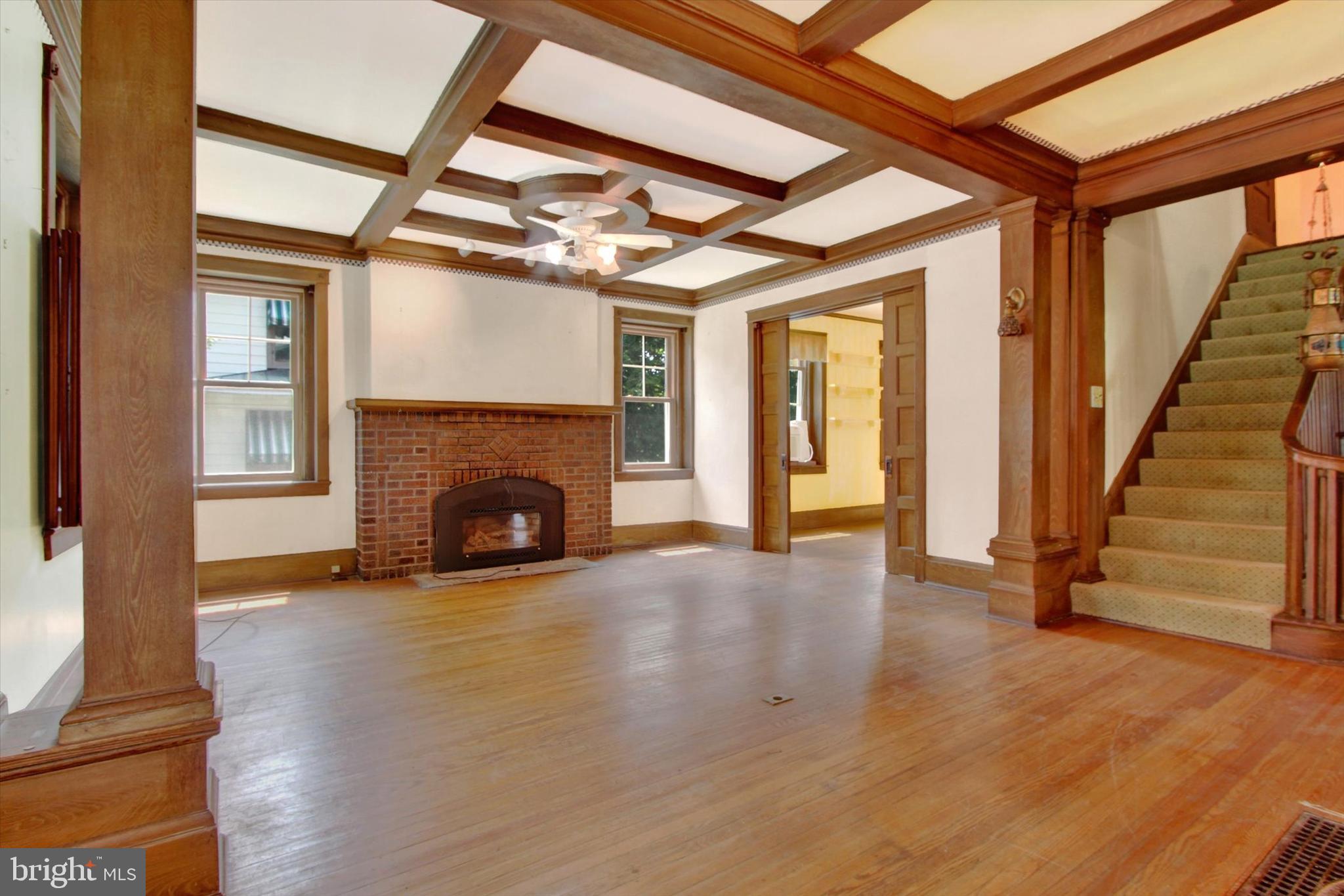 224 W MAIN STREET