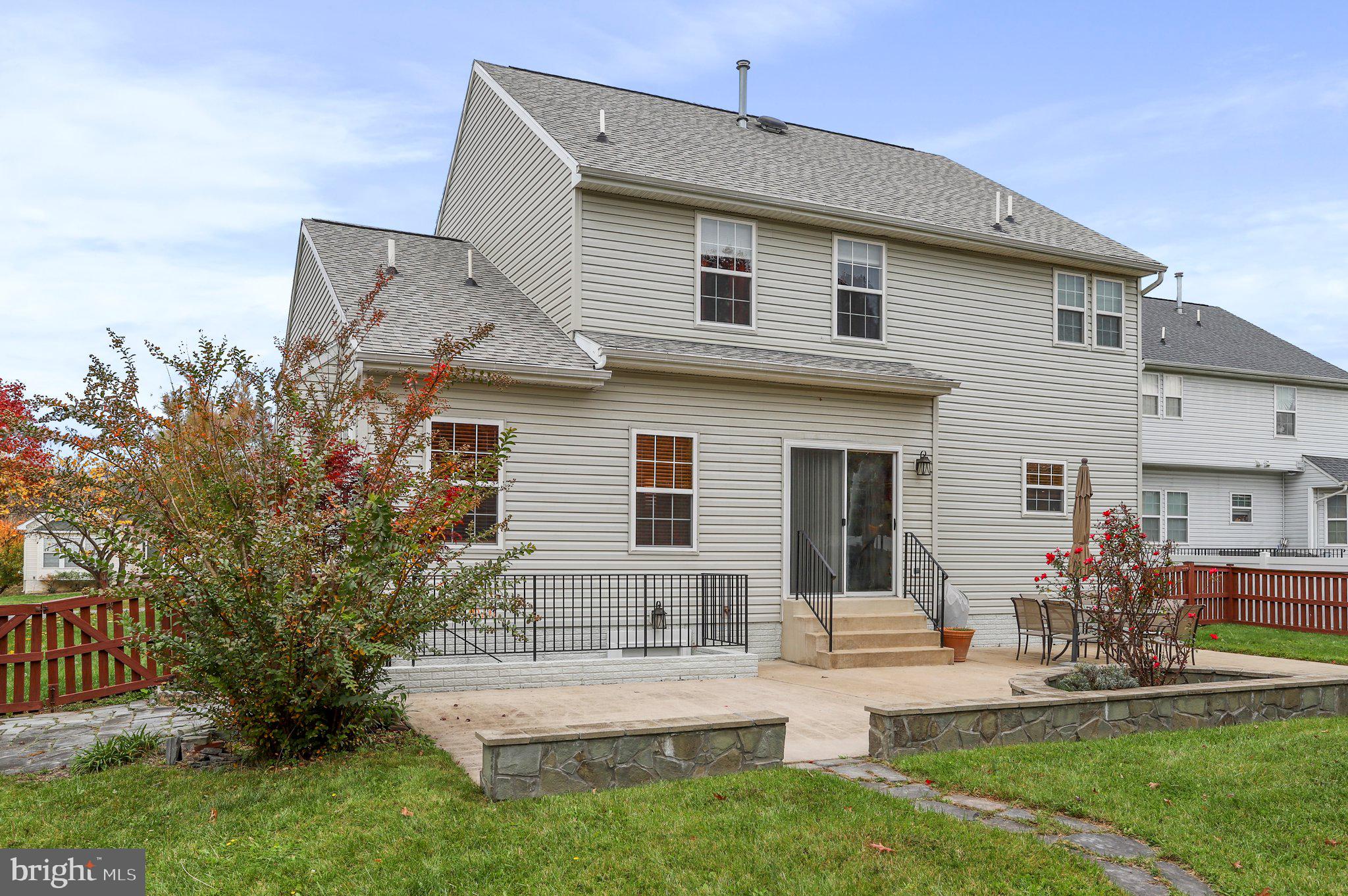 STONEBRIDGE - Residential