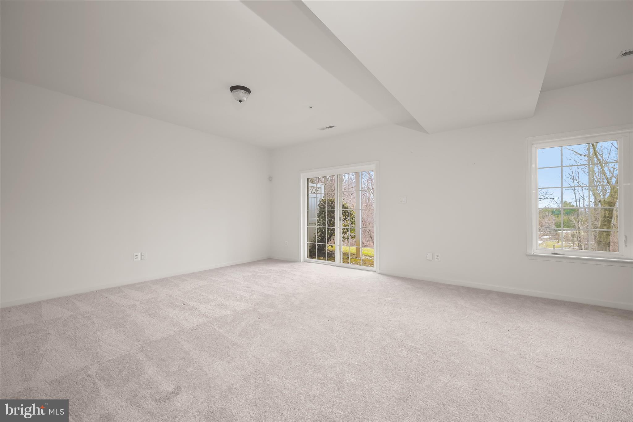 SNOWDEN OVERLOOK - Residential