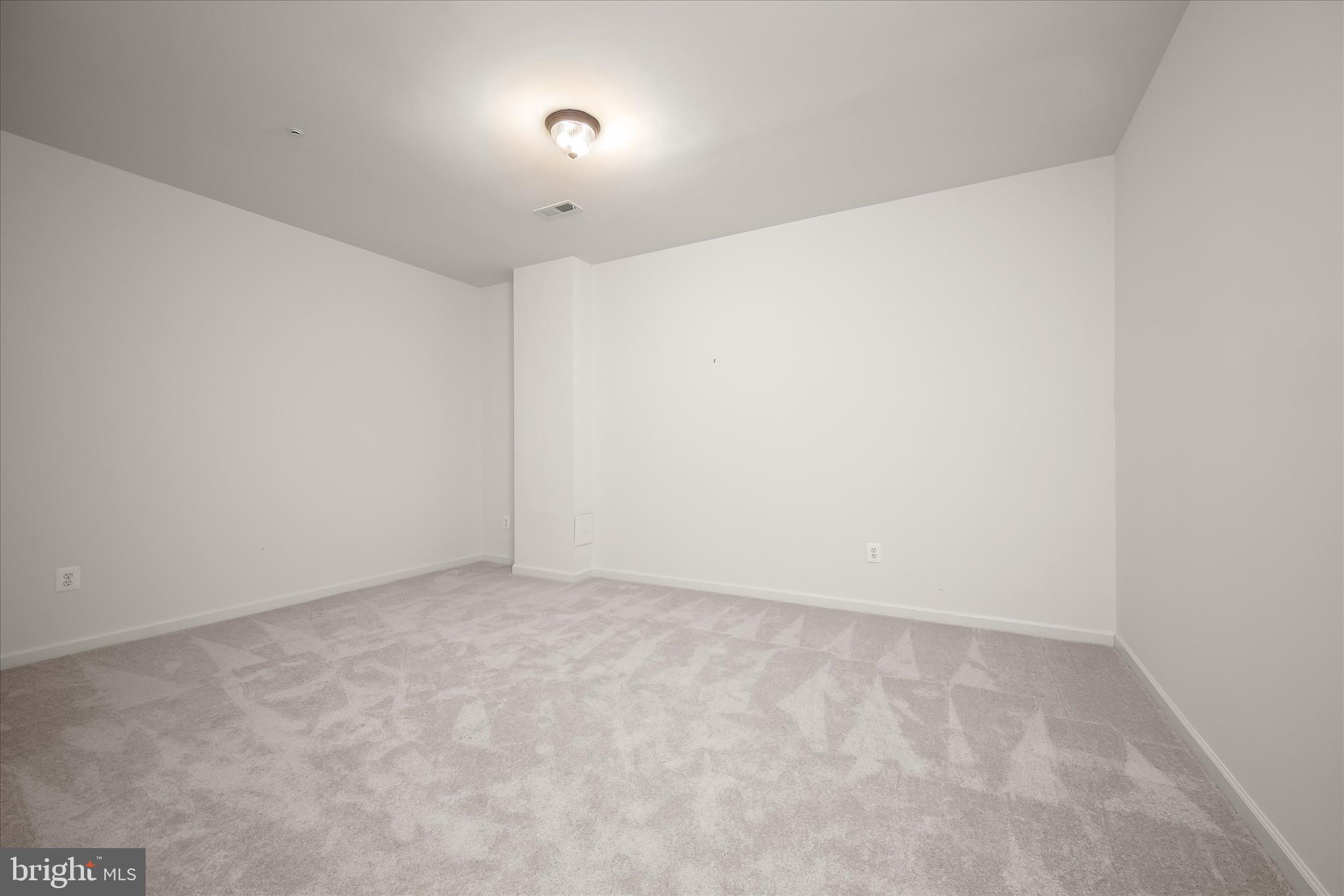 SNOWDEN OVERLOOK - Residential