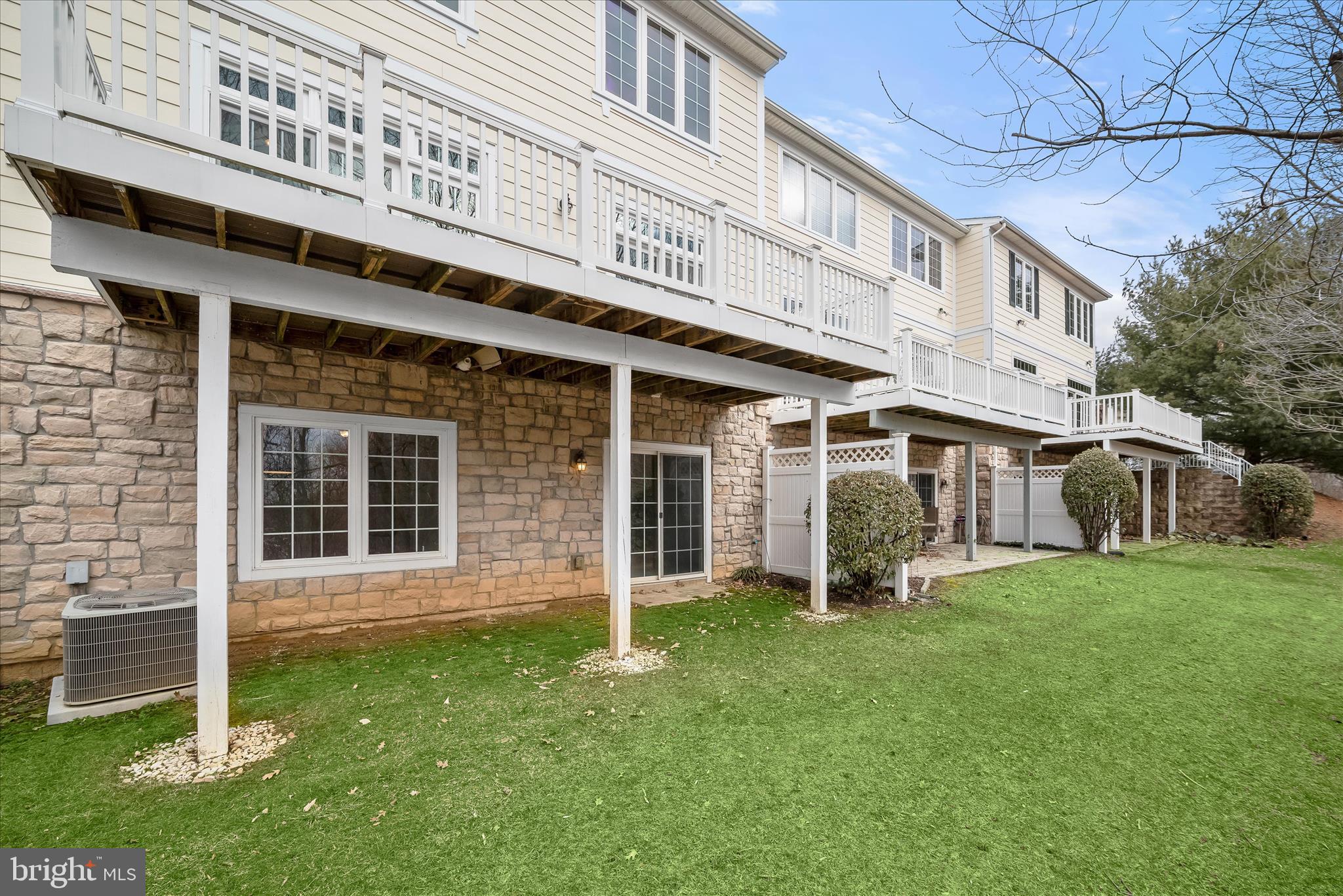 SNOWDEN OVERLOOK - Residential