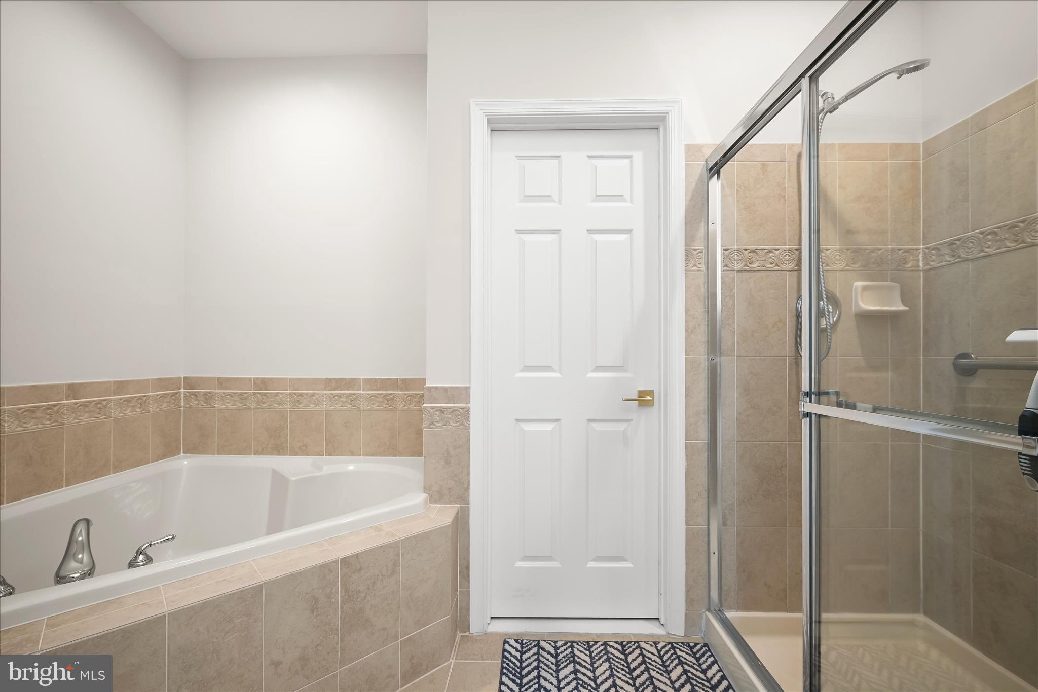 SNOWDEN OVERLOOK - Residential