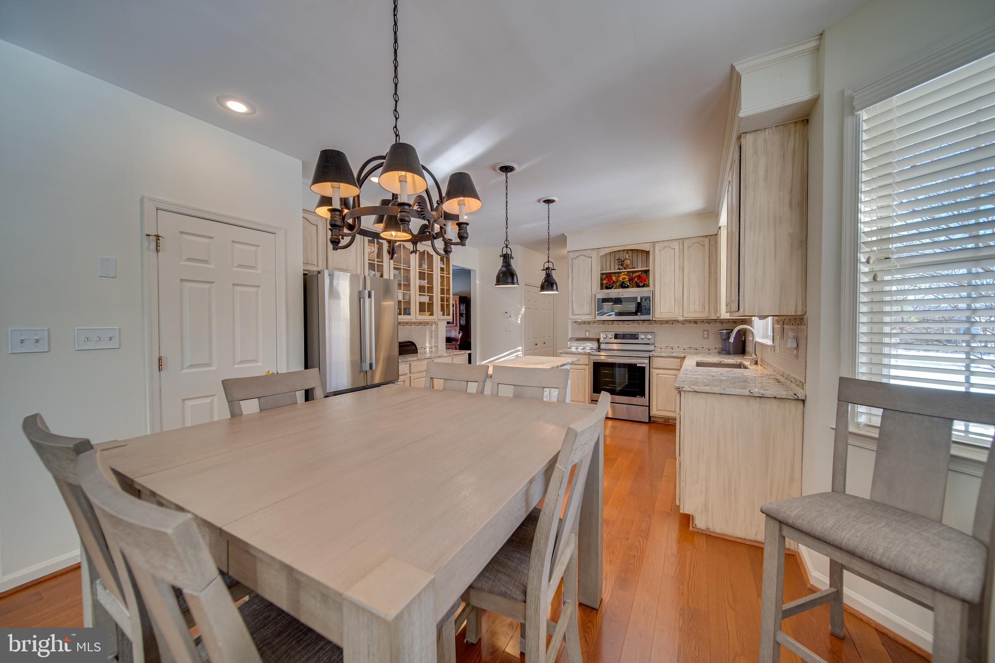 STONE BROOK - Residential