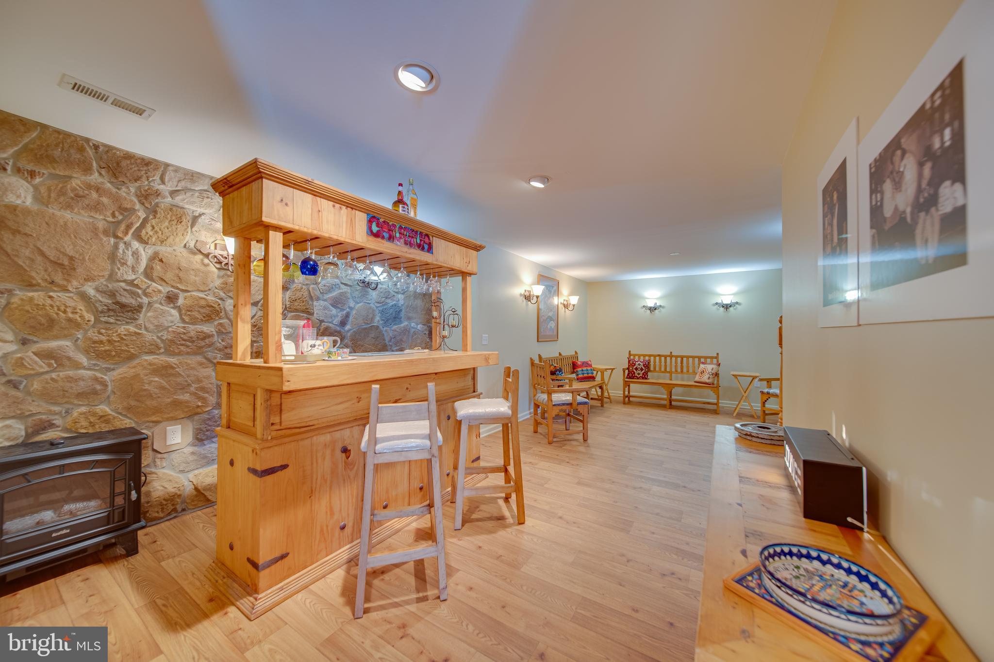 STONE BROOK - Residential