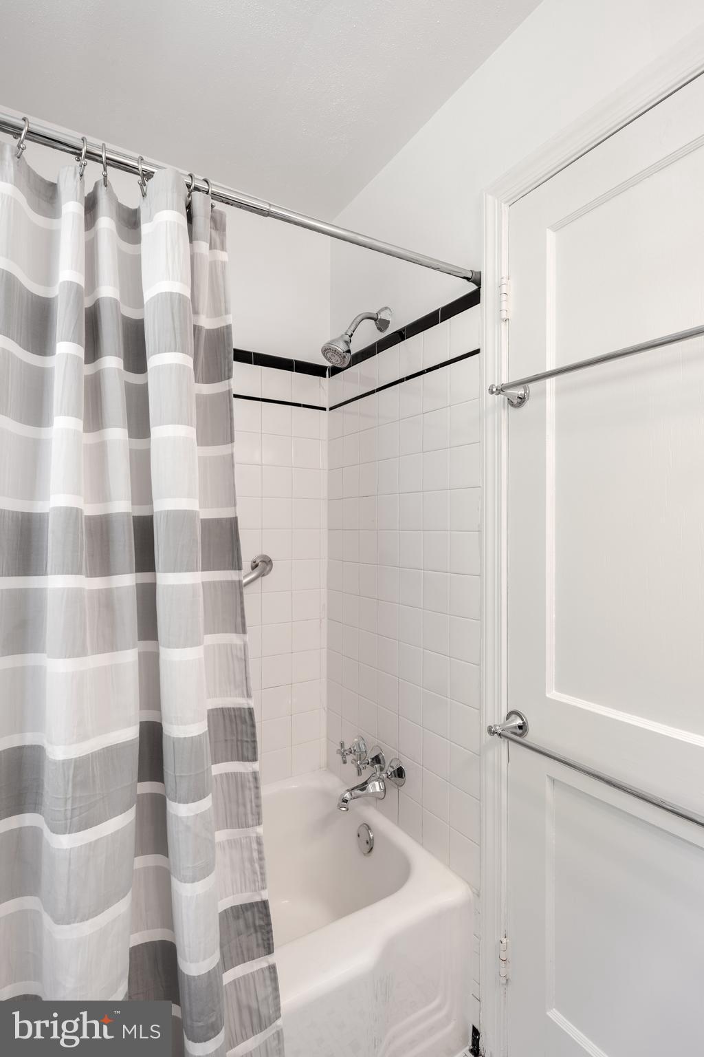 BROCKWOOD - Residential Lease