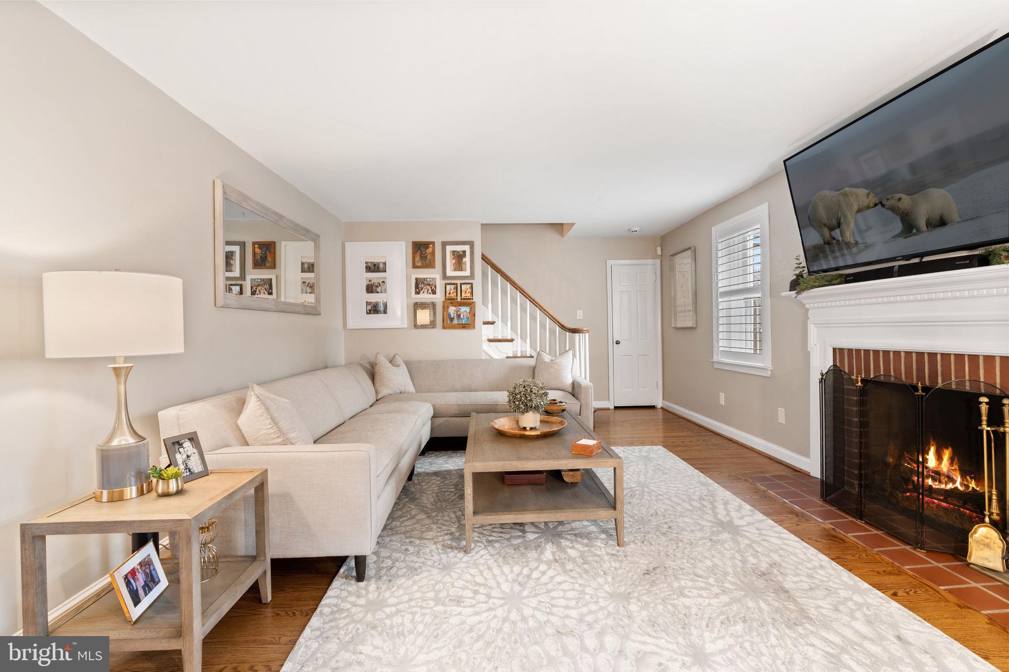 STONEY CREEK - Residential