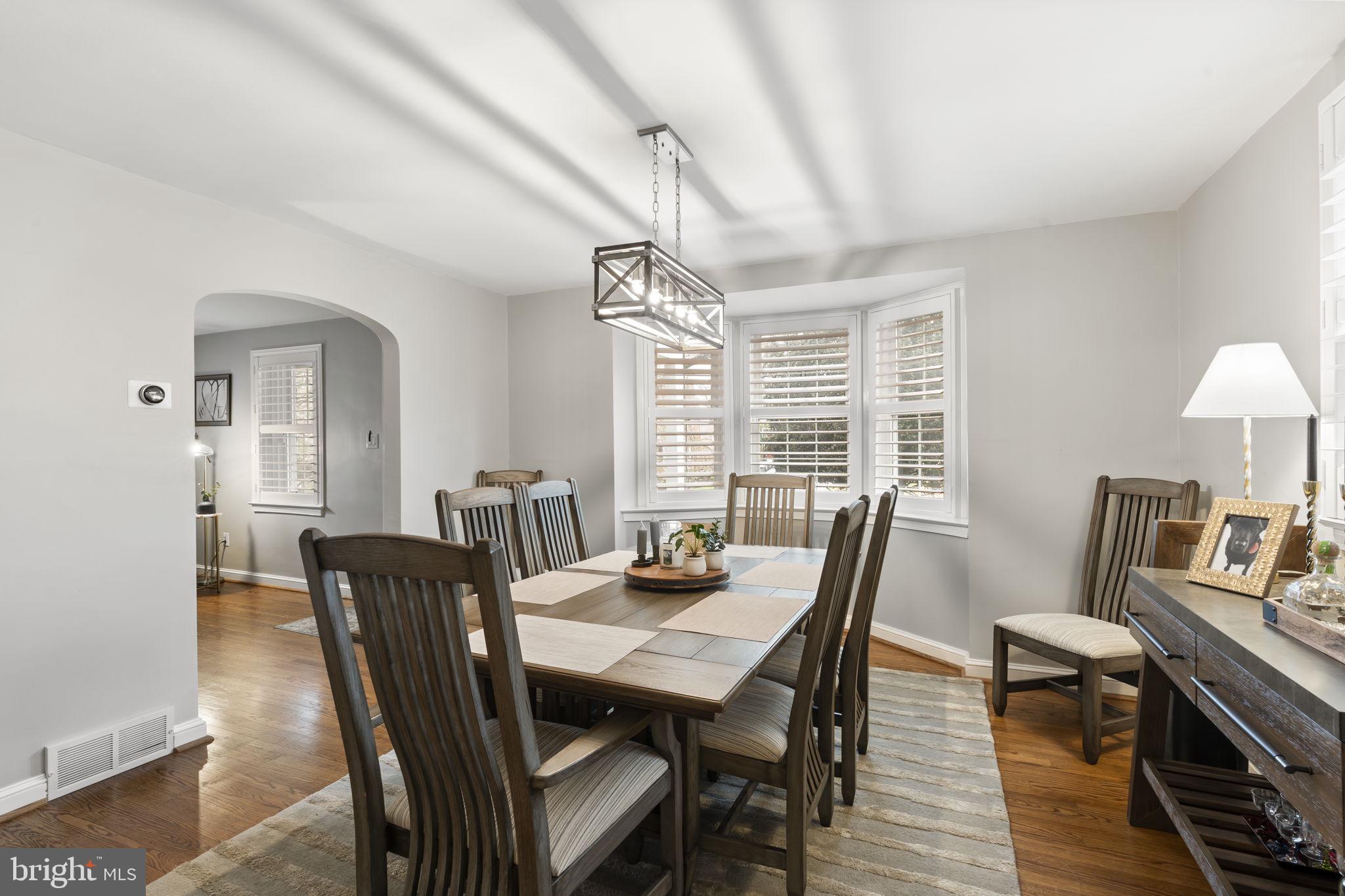 STONEY CREEK - Residential