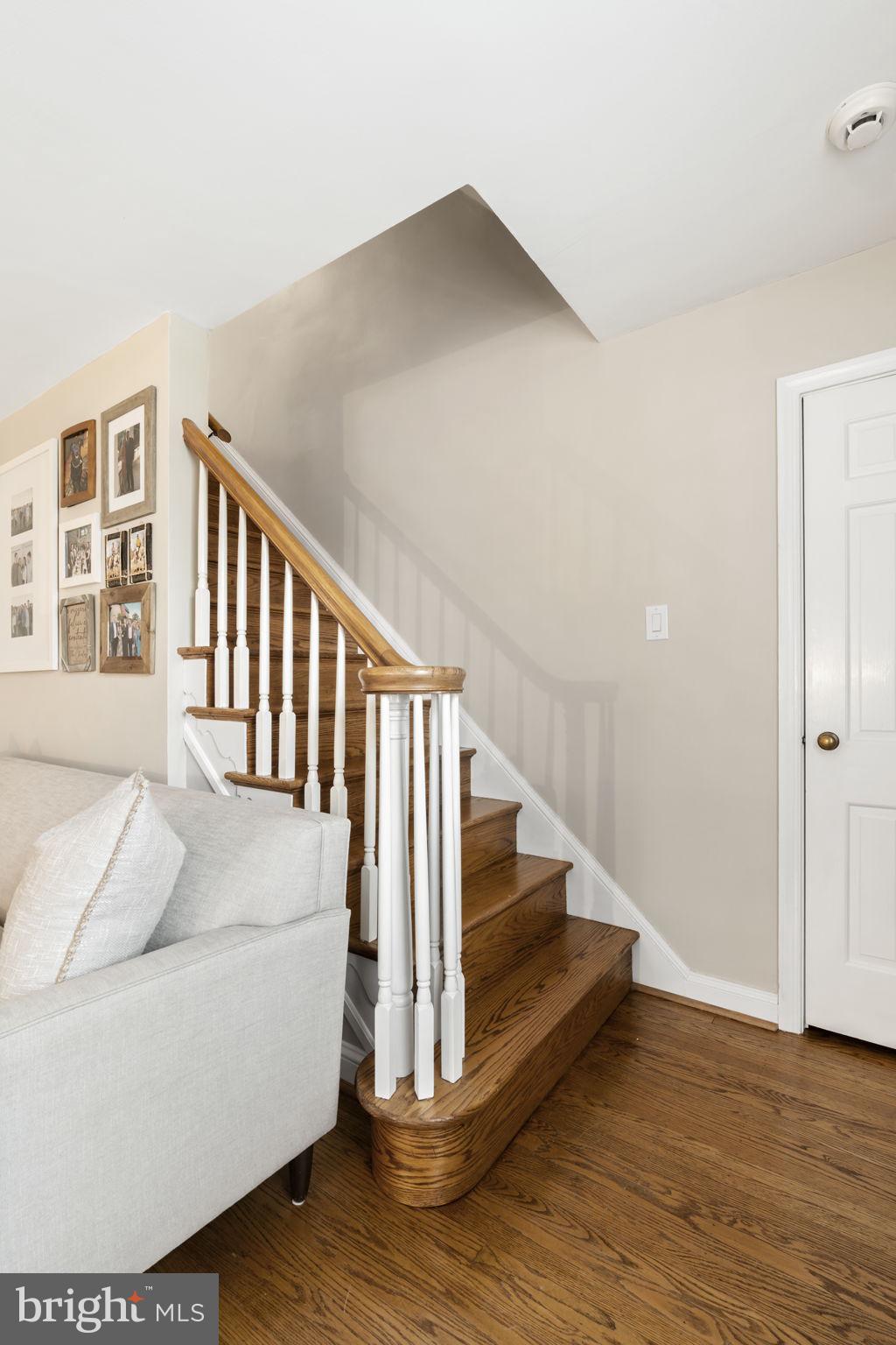 STONEY CREEK - Residential