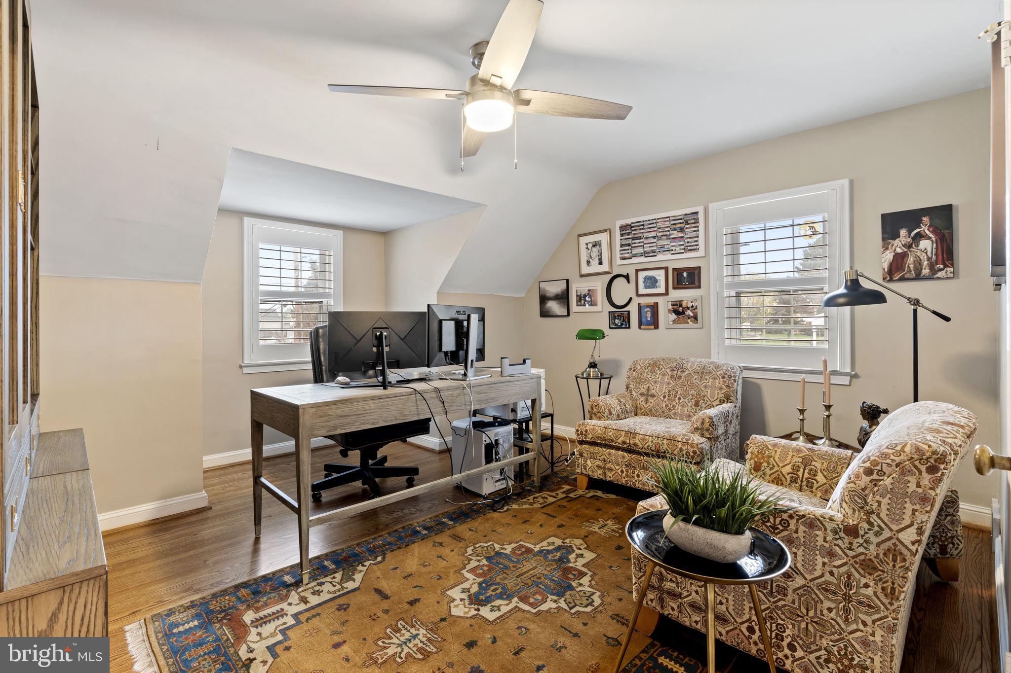 STONEY CREEK - Residential