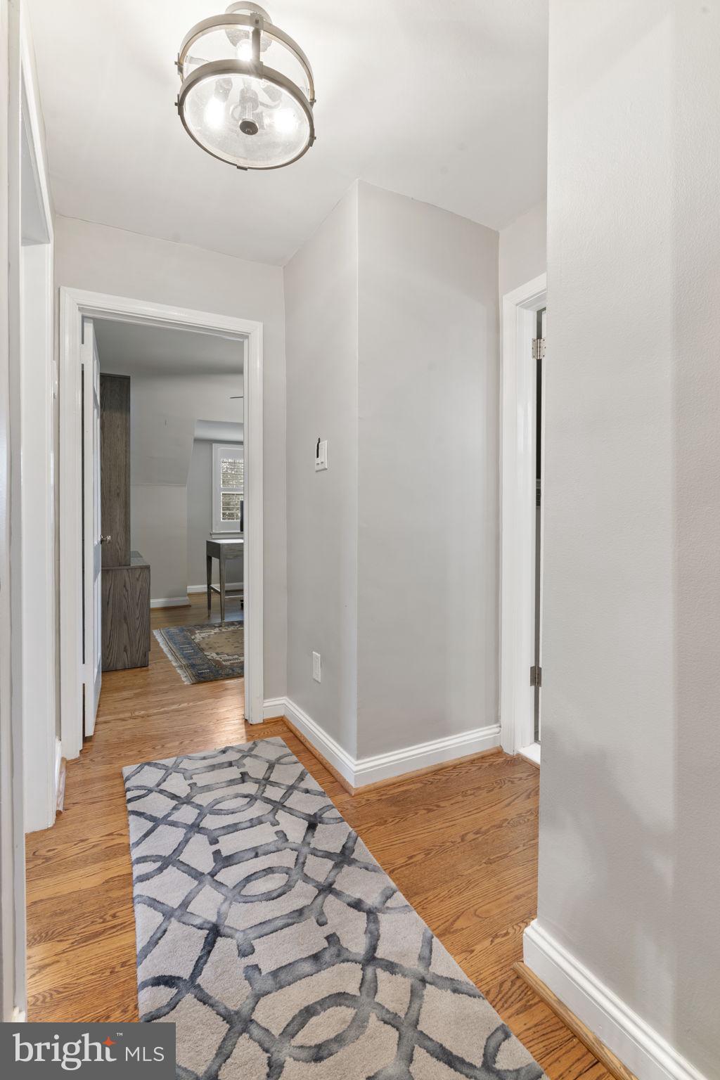 STONEY CREEK - Residential