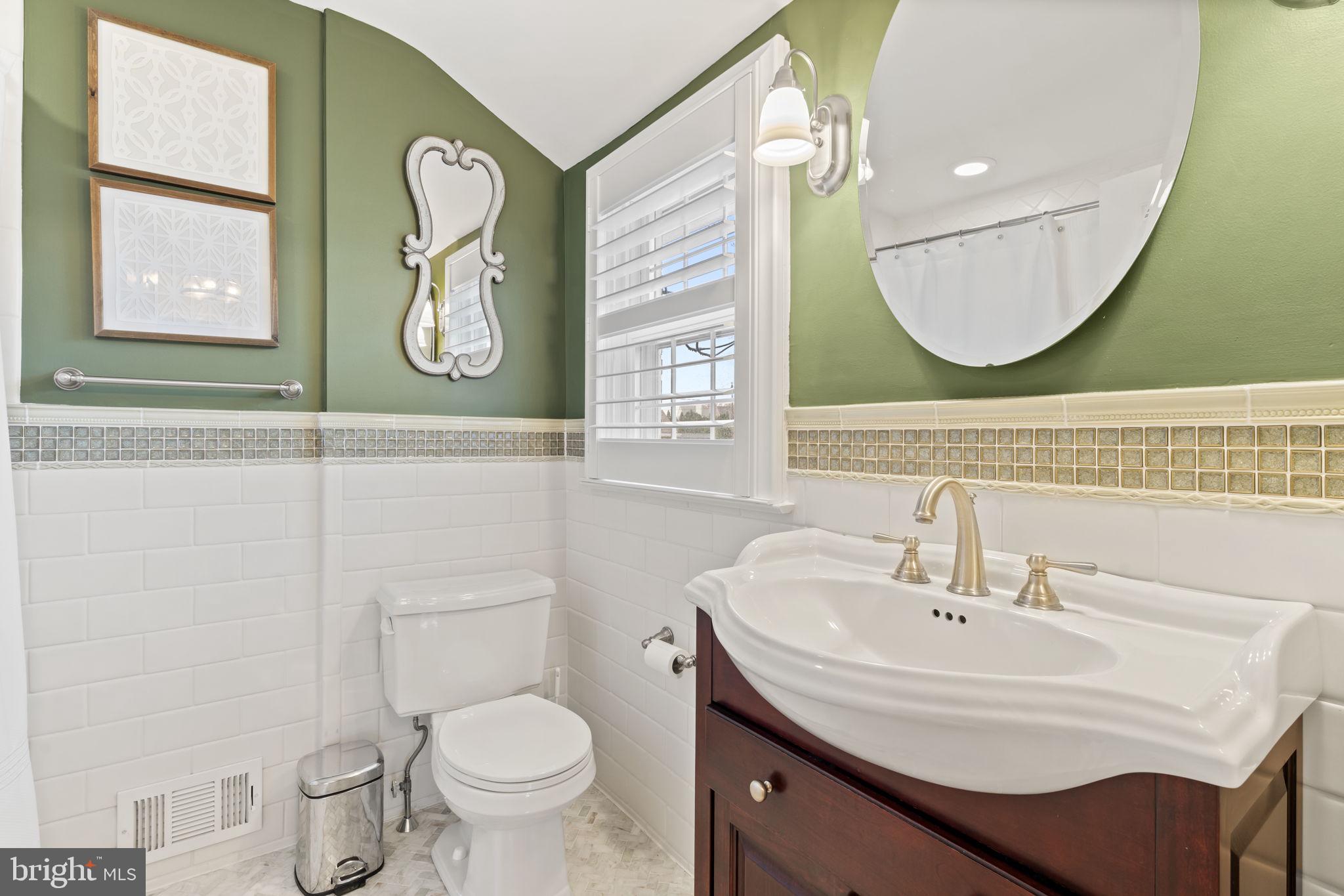 STONEY CREEK - Residential