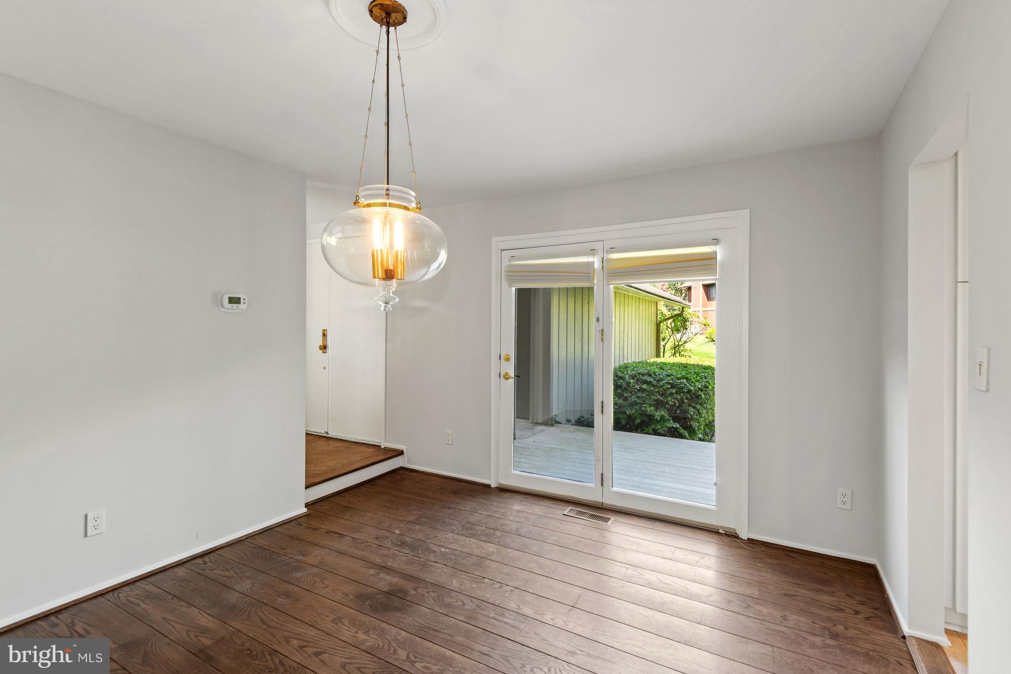 THE POINTS - Residential