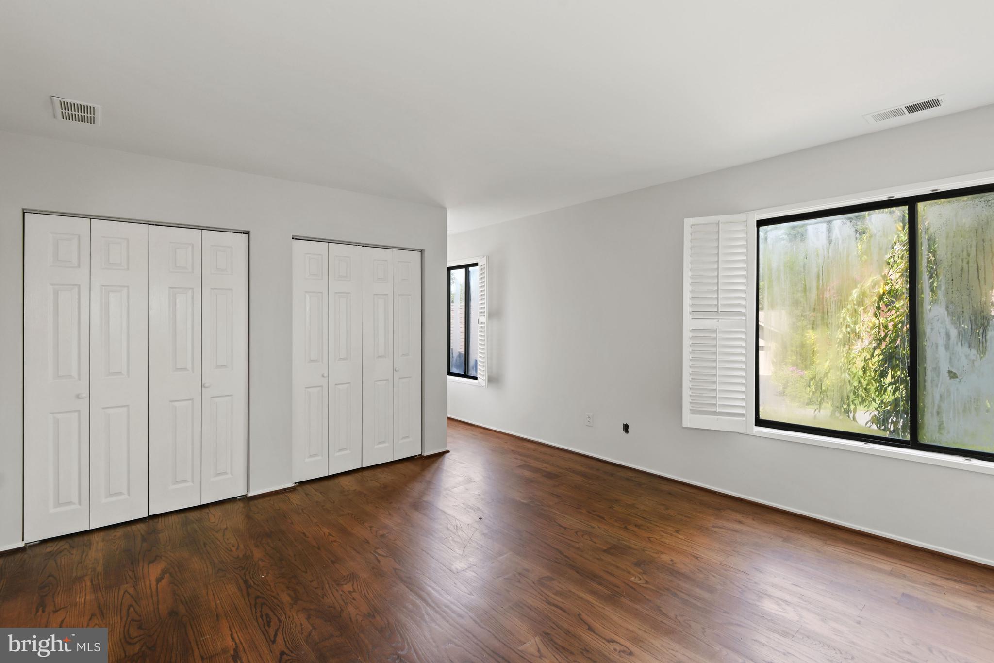 THE POINTS - Residential