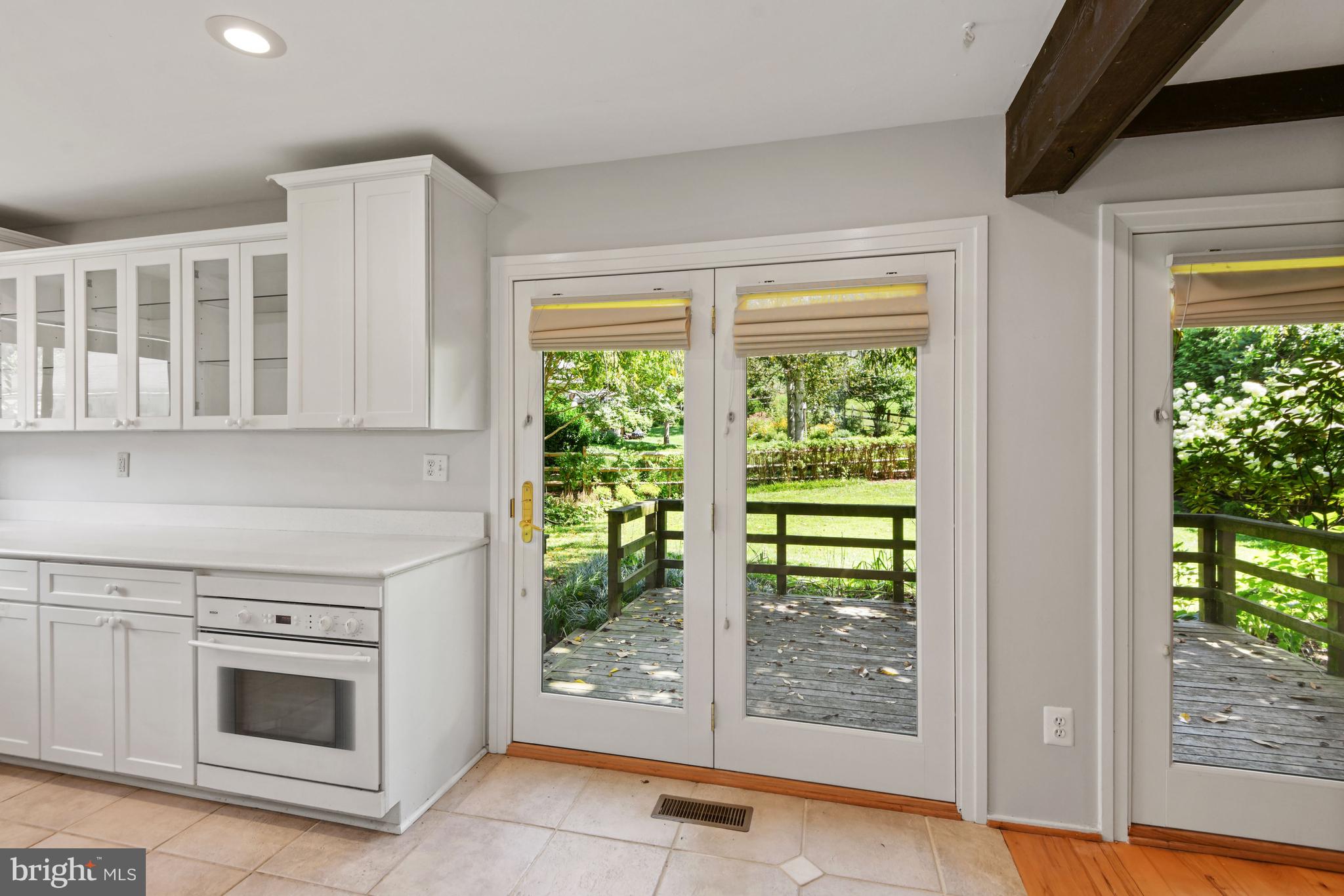 THE POINTS - Residential