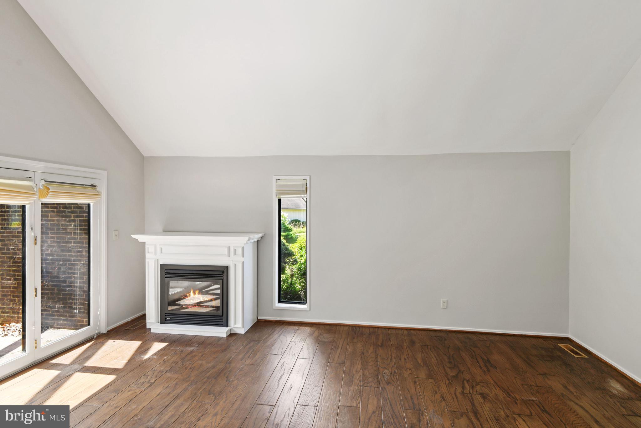 THE POINTS - Residential