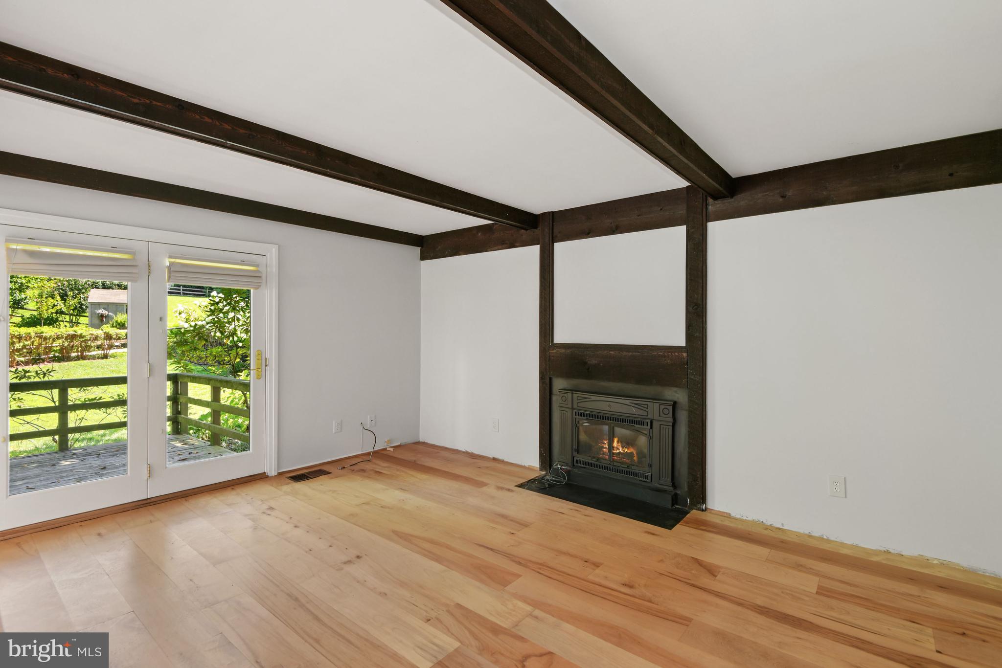 THE POINTS - Residential