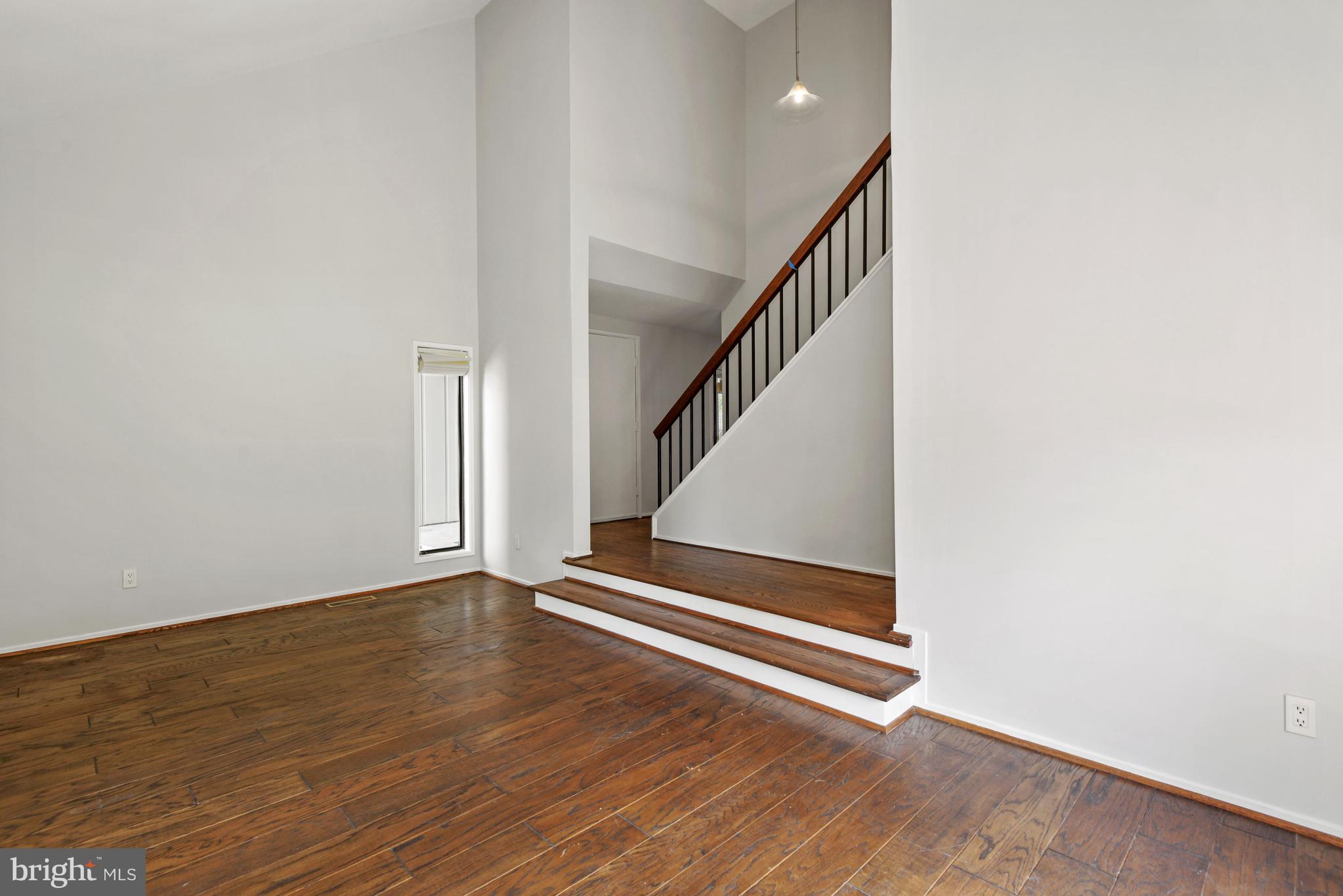 THE POINTS - Residential