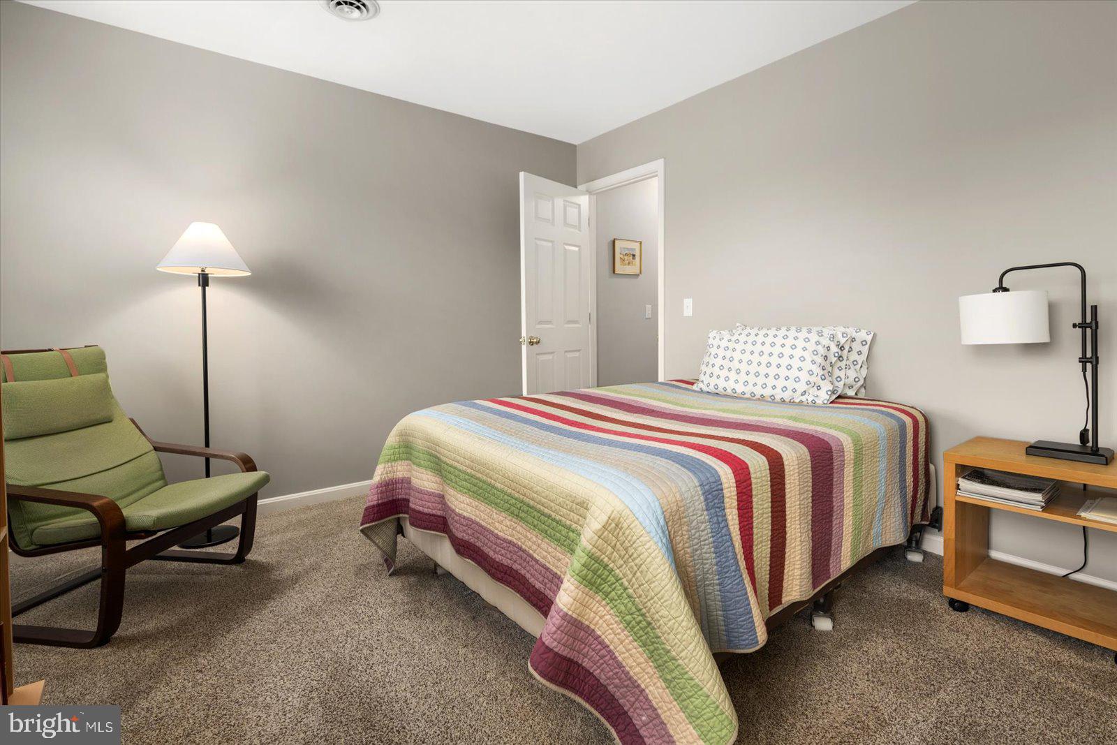 NUTTERS CROSSING - Residential