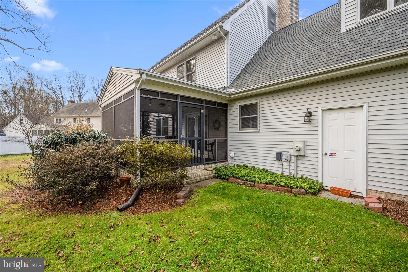 NUTTERS CROSSING - Residential