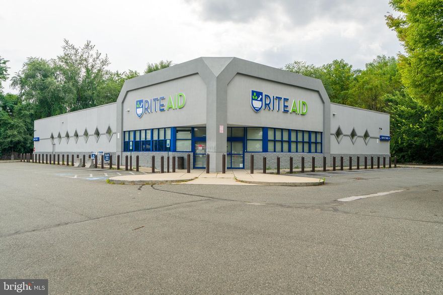 SALE OR LEASE!  This former stand alone RITE AID facility includes over 11,000  sq. ft. of single story retail space with 12 ft. ceiling heights.  Extensive retail refrigeration units are included with the offering.  This building is strategically located in downtown Reading, PA with easy access from Rte. 222 Business (5th Street).  This property will be sold with a deed restriction stating that future use can not be of a grocery store nature.